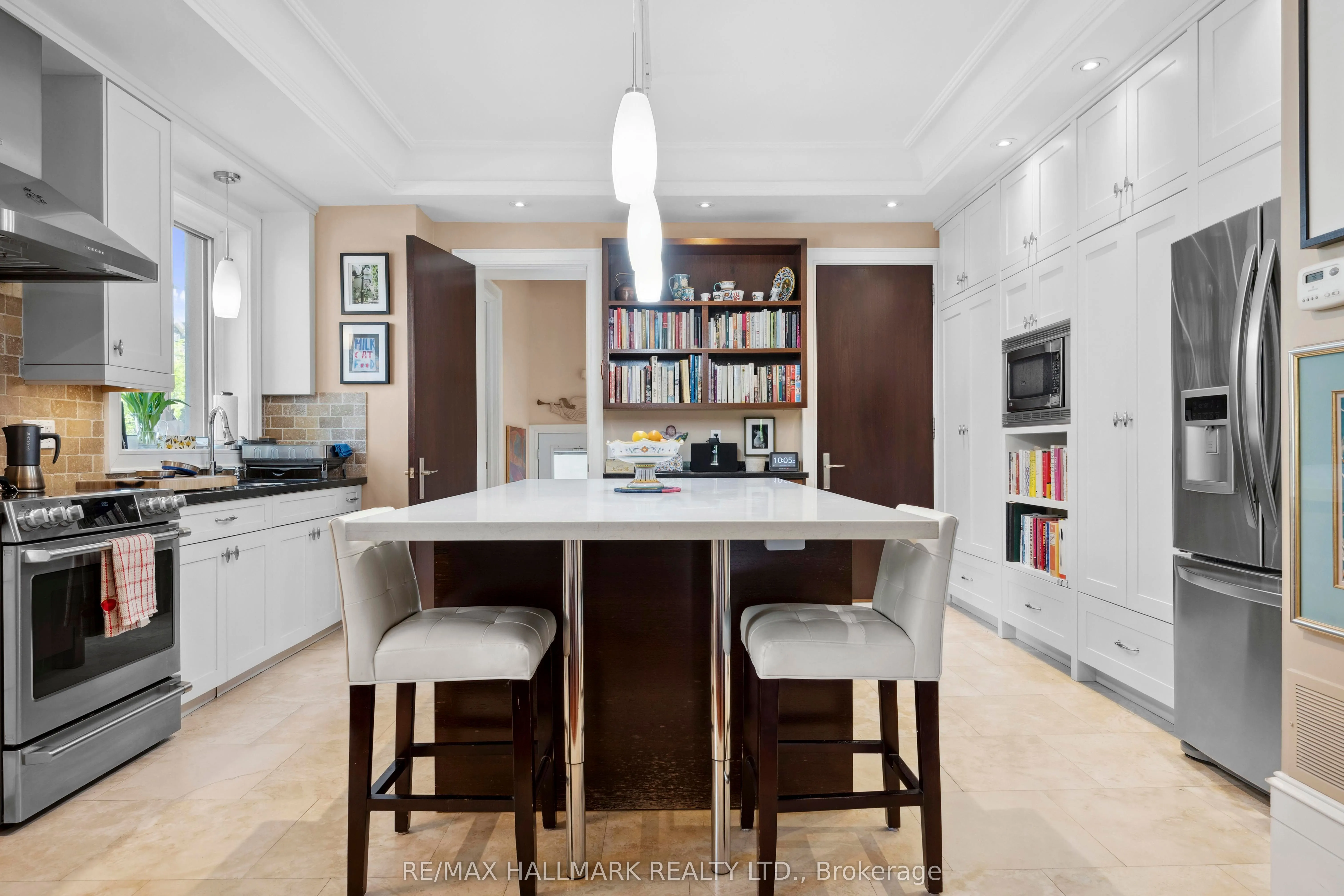 85 Sorauren Avenue