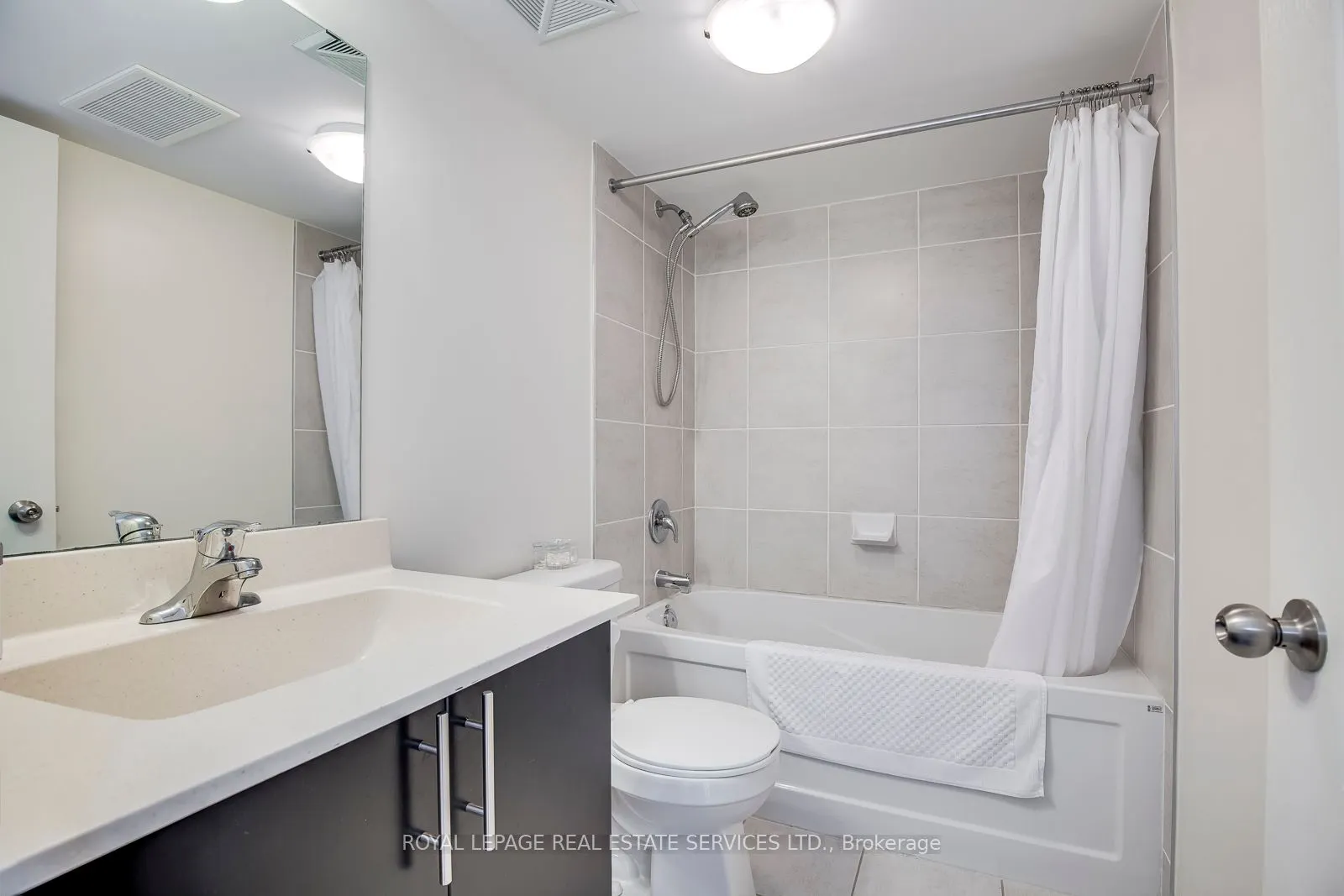 5605 Oscar Peterson Boulevard, #3
