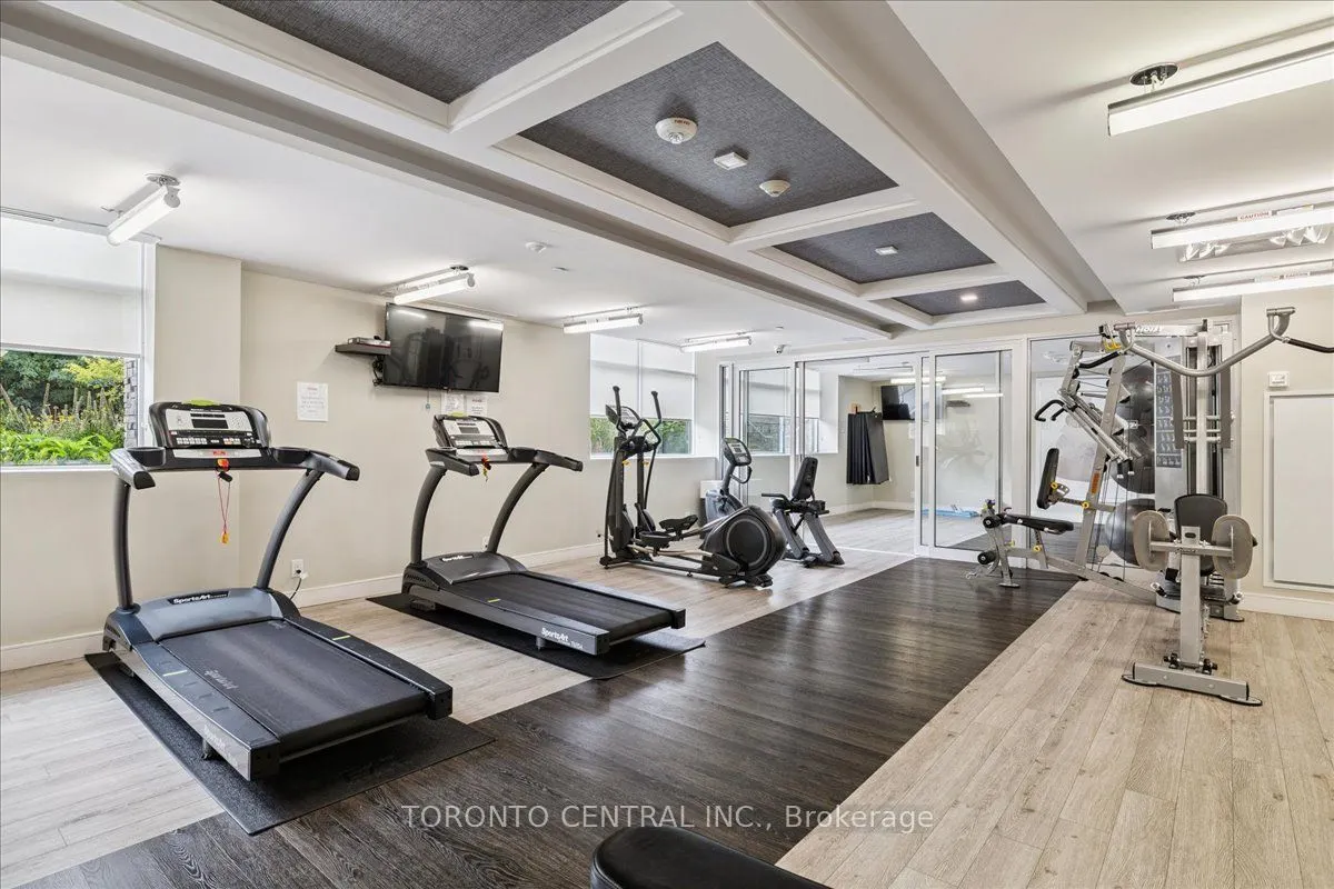 1575 Lakeshore Road W, #237