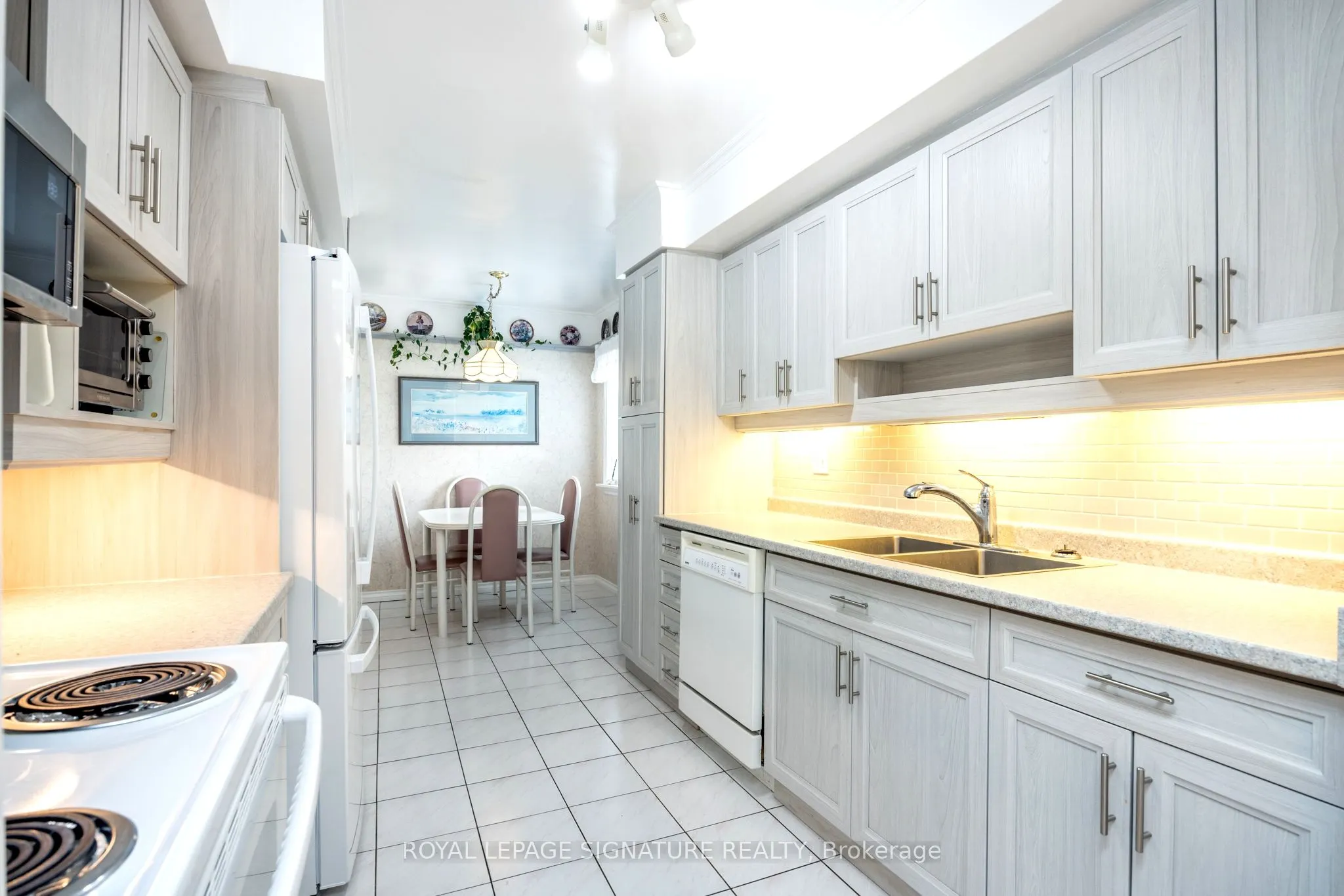 51 Broadfield Drive, #44
