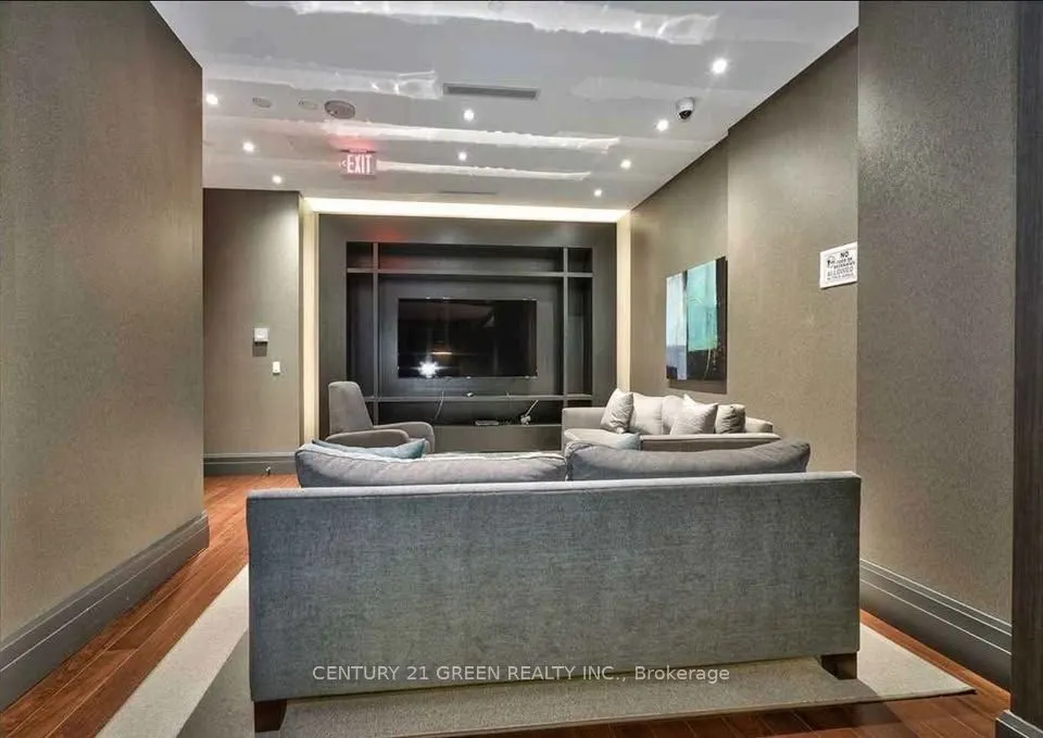 55 Speers Road, #911