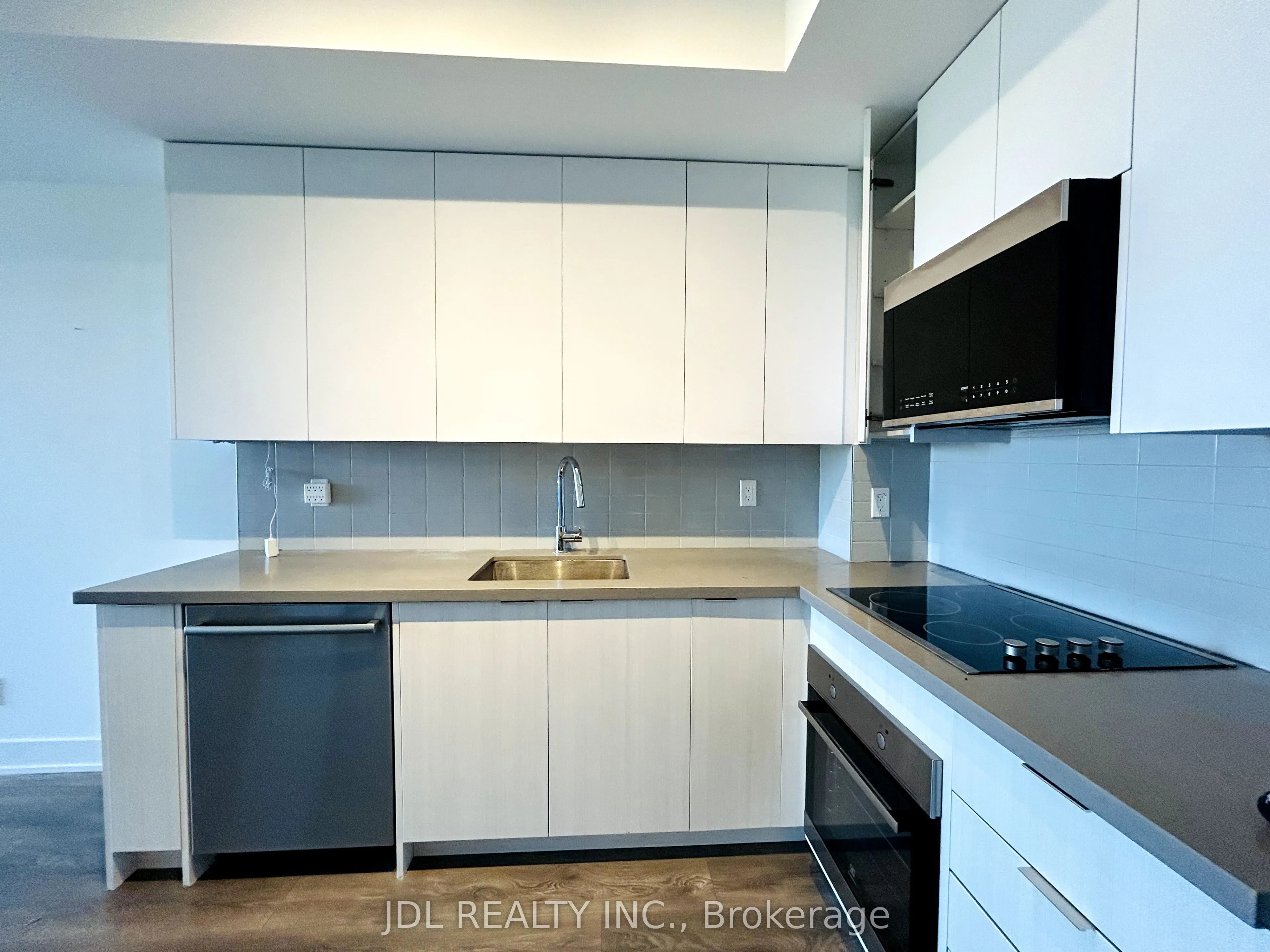 297 Oak Walk Drive, #1505