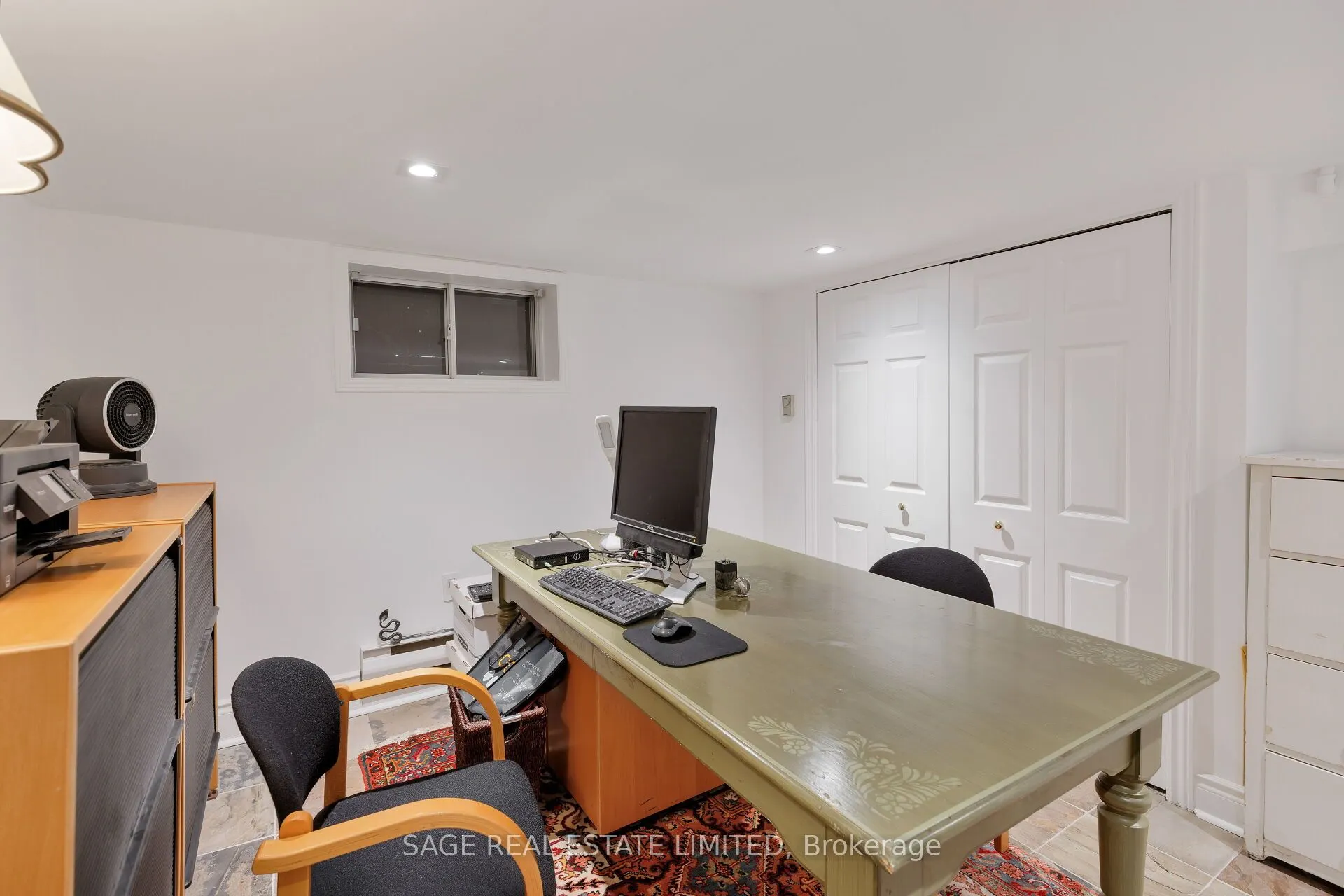 35 Grenview Boulevard N