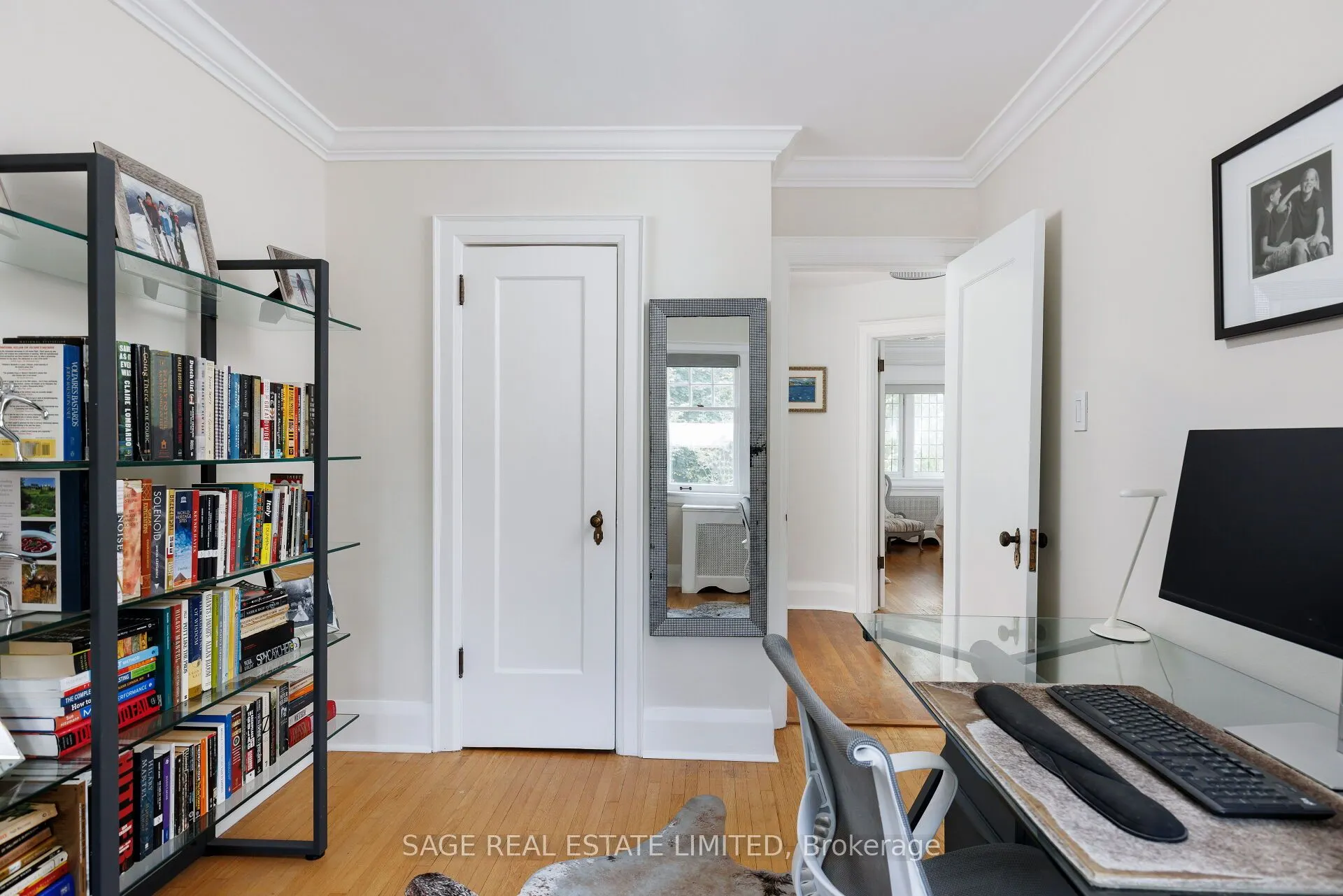 35 Grenview Boulevard N