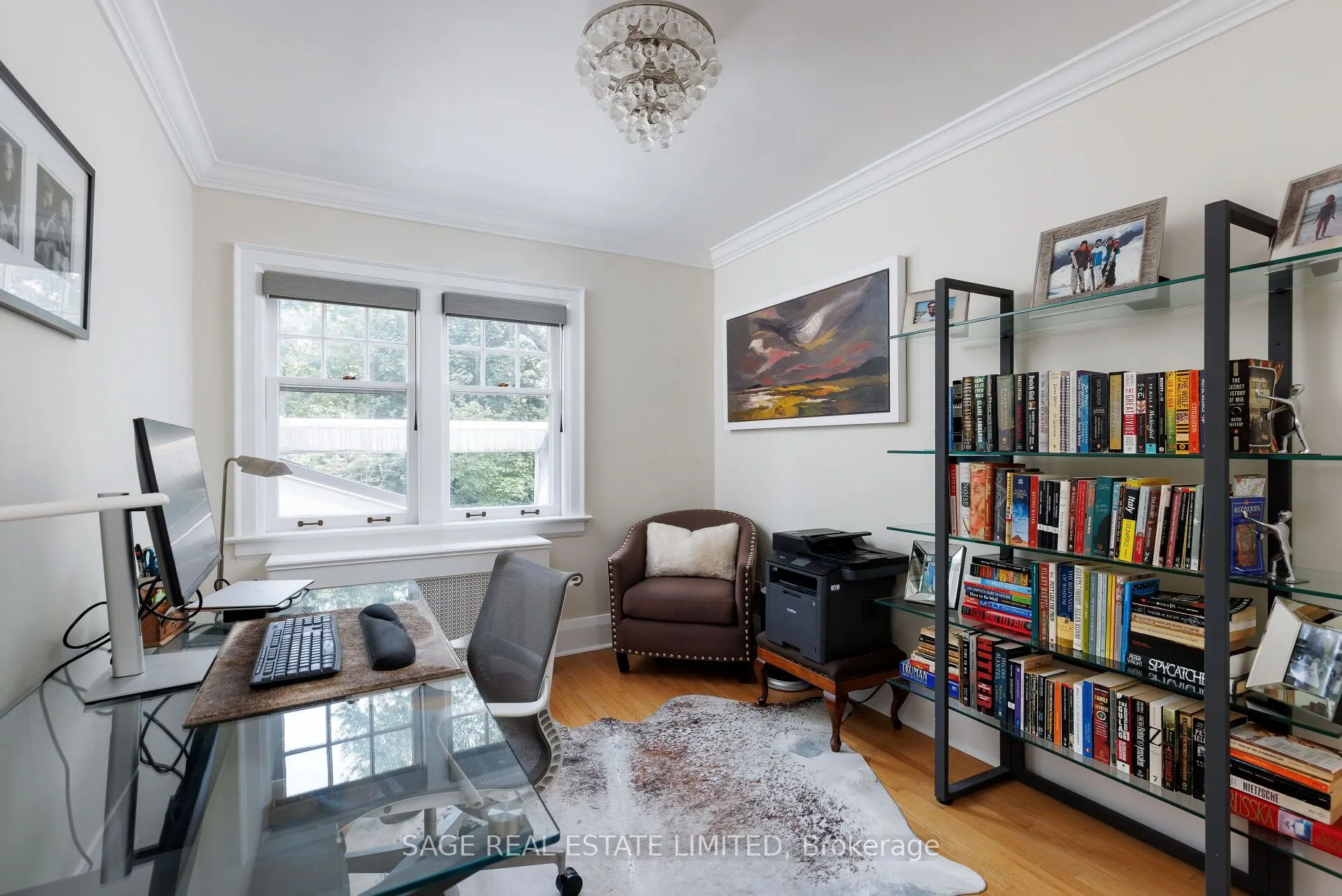 35 Grenview Boulevard N