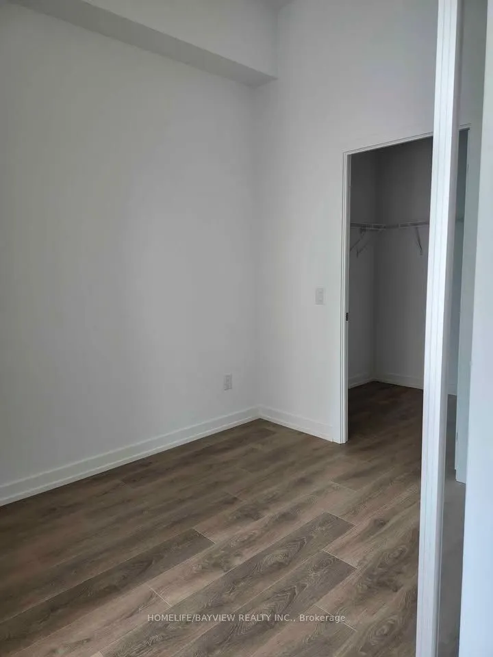 1100 sheppard Avenue W, #111