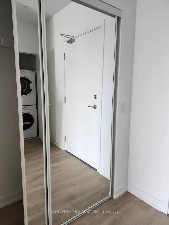 1100 sheppard Avenue W, #111