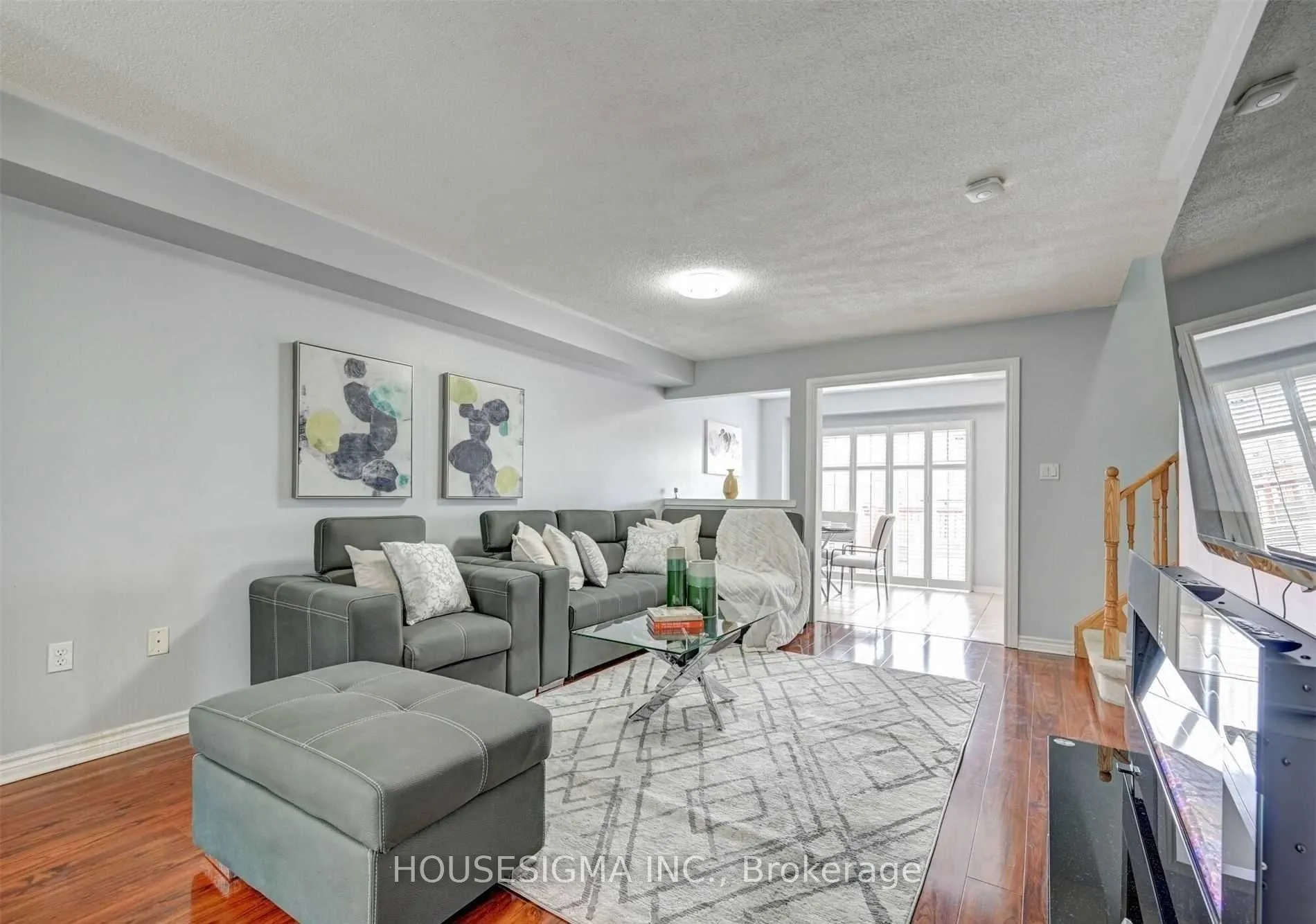 77 Beavervalley Drive