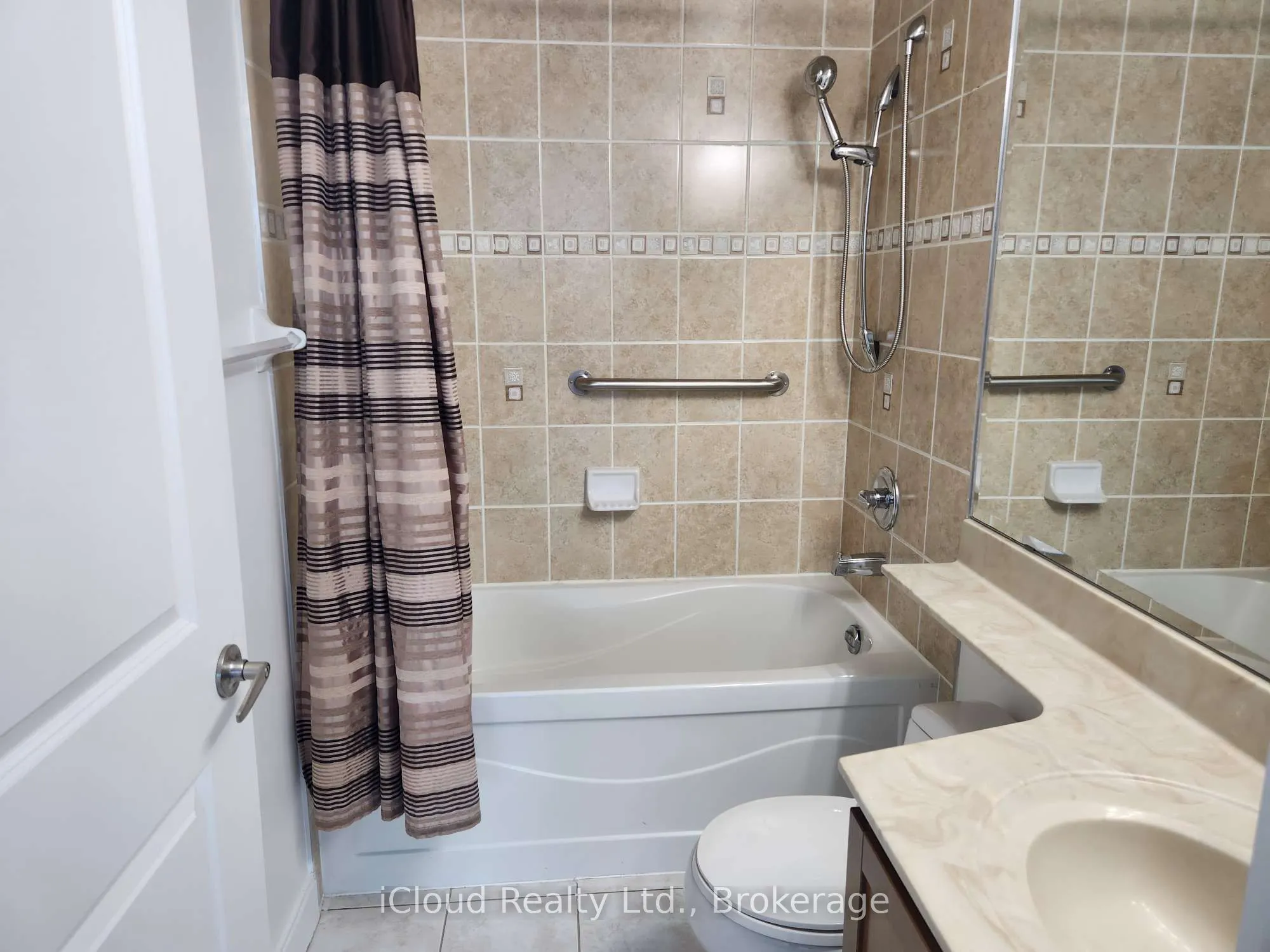 80 Absolute Avenue, #1907