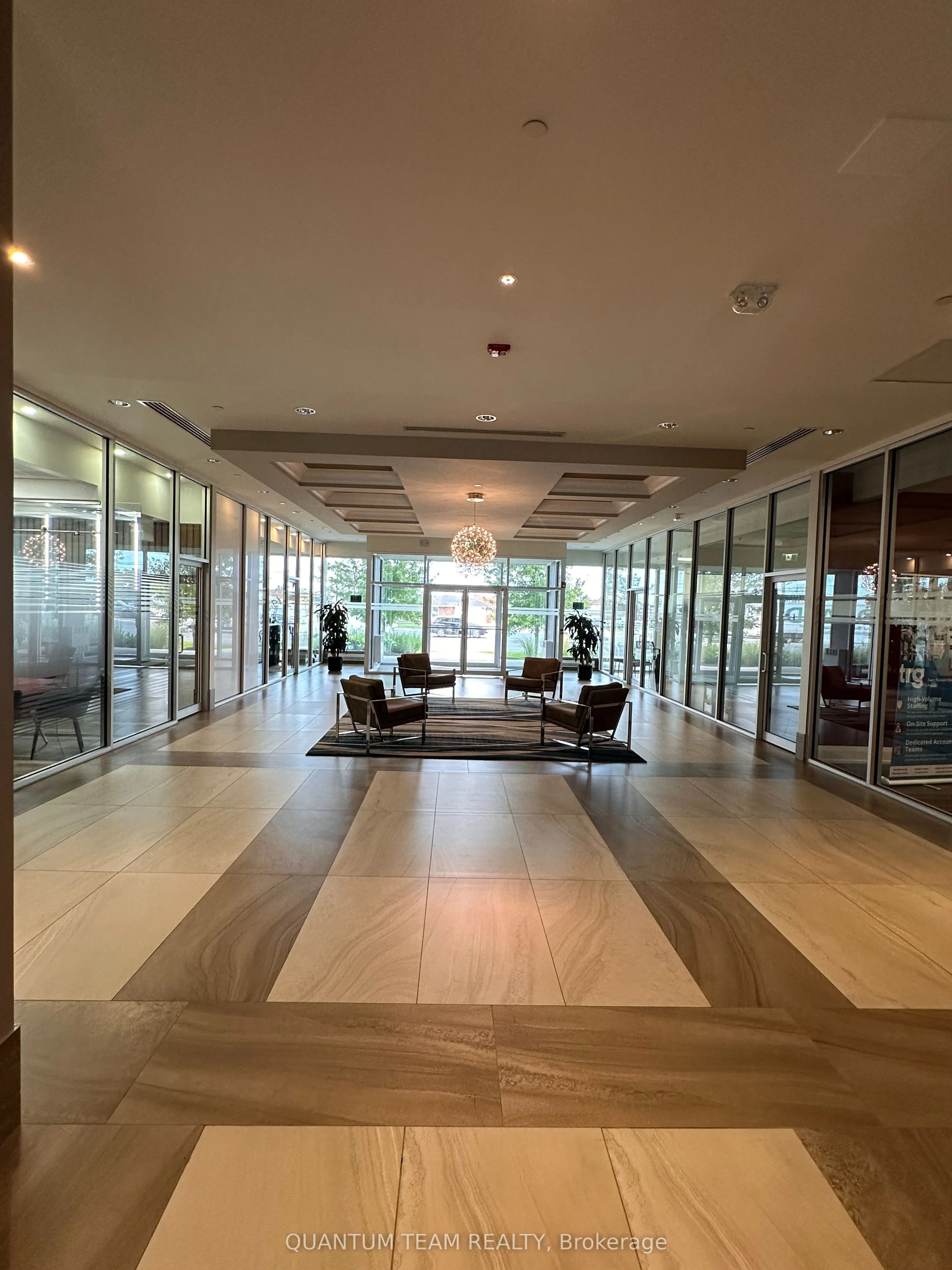 218 Export Boulevard, #310