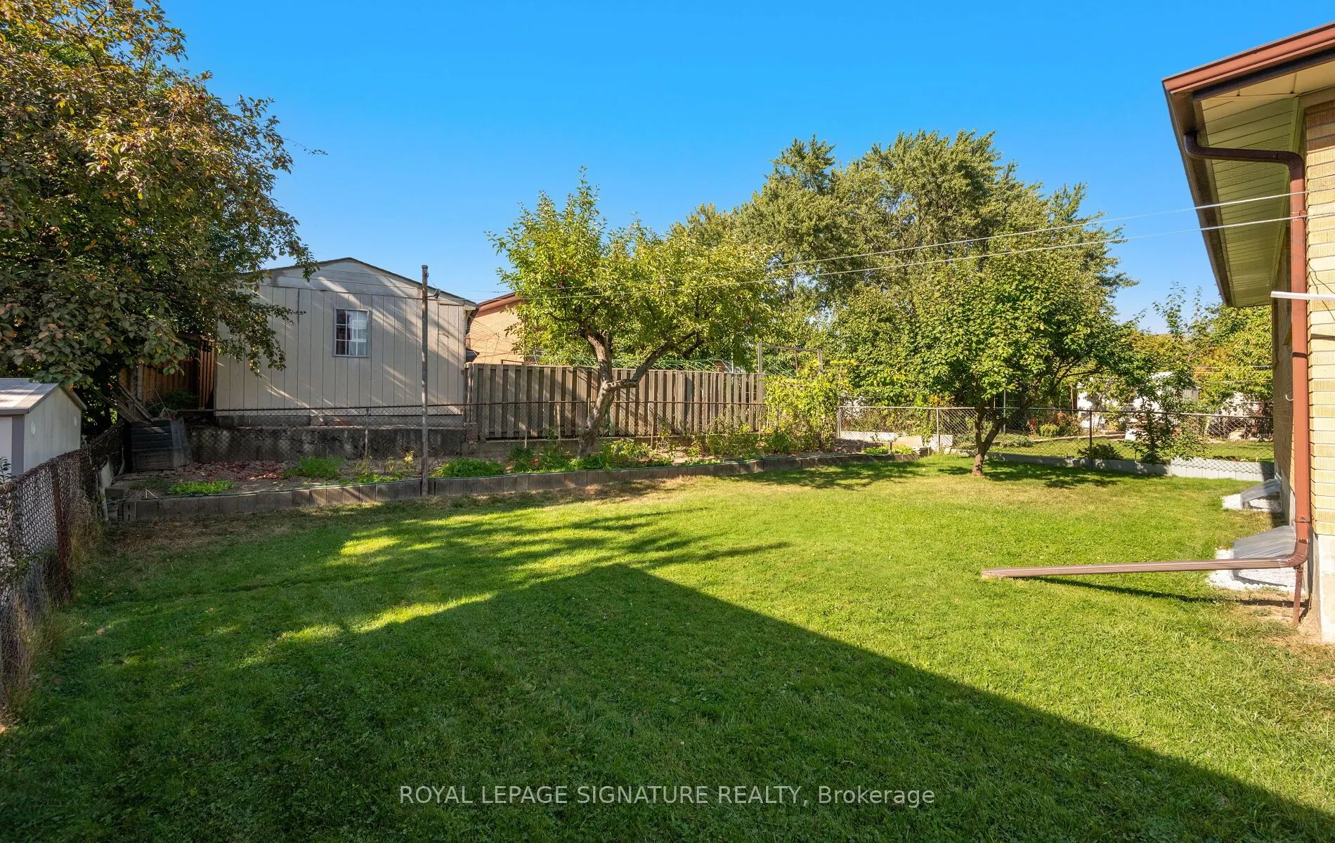 1225 McBride Avenue