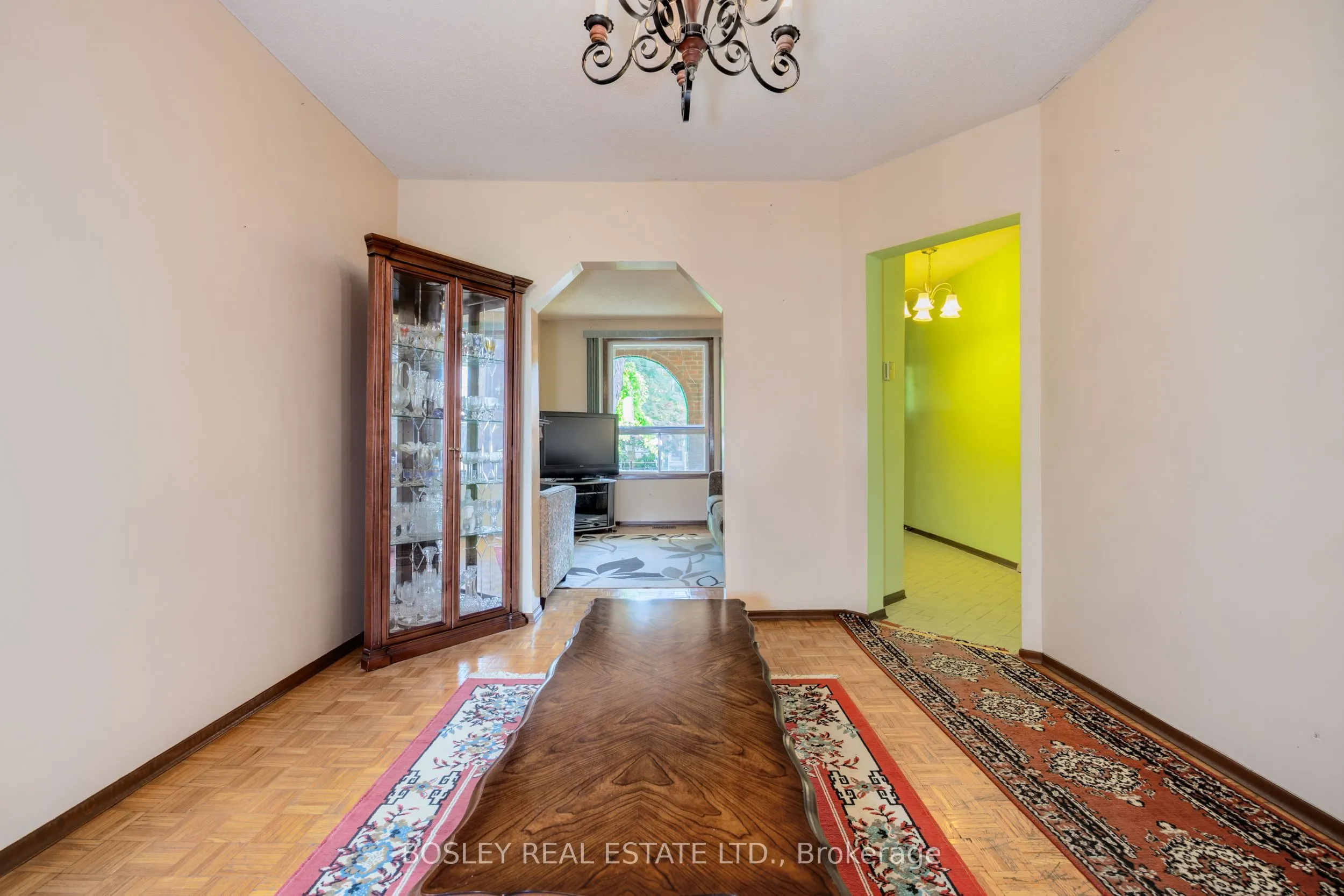 73 Salem Avenue