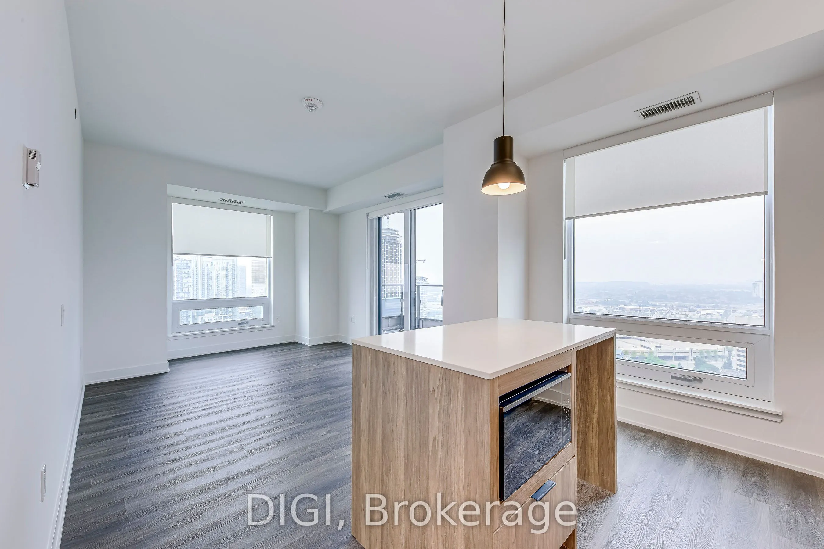 185 Enfield Place, #3010