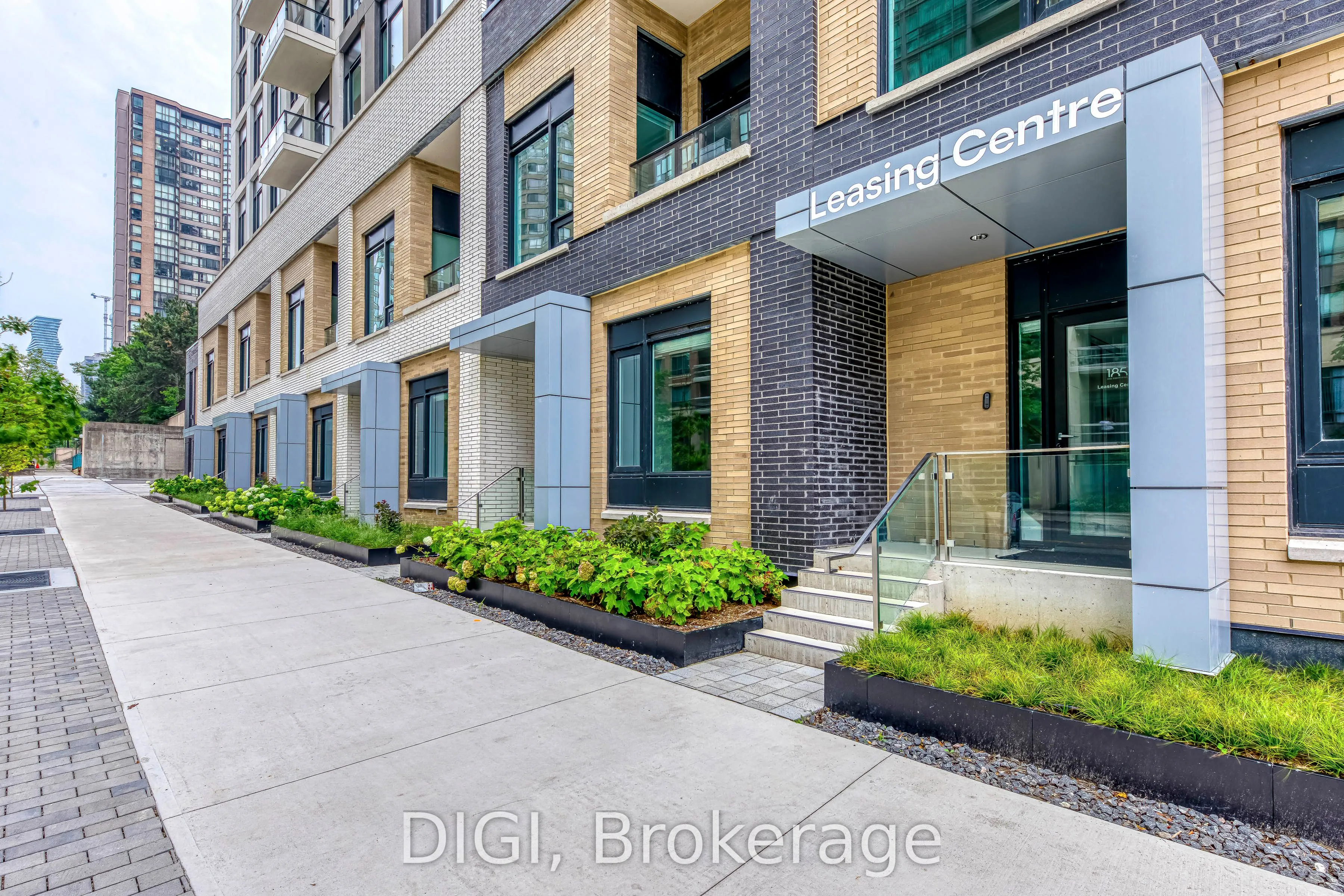 185 Enfield Place, #3010