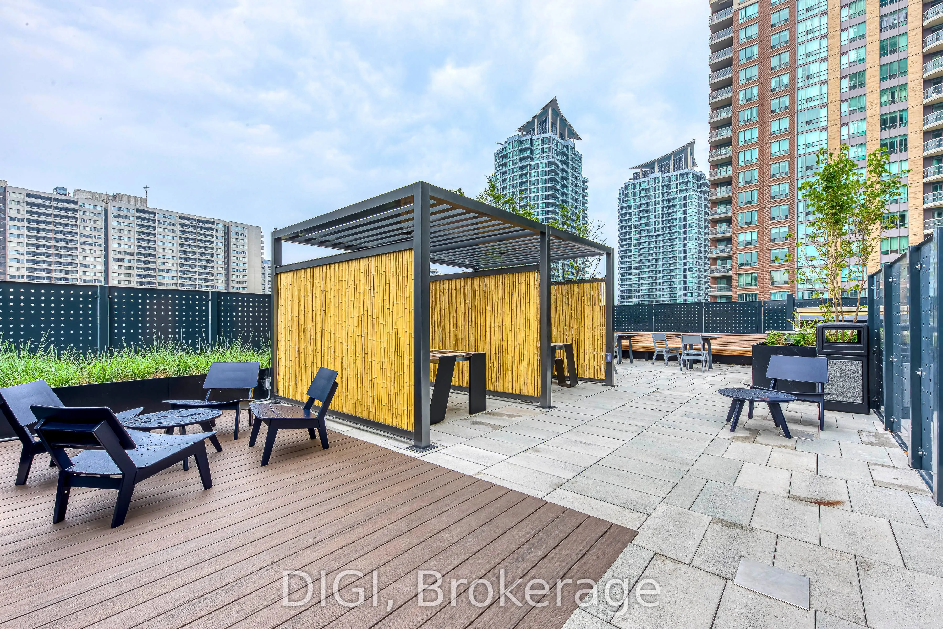 185 Enfield Place, #3010