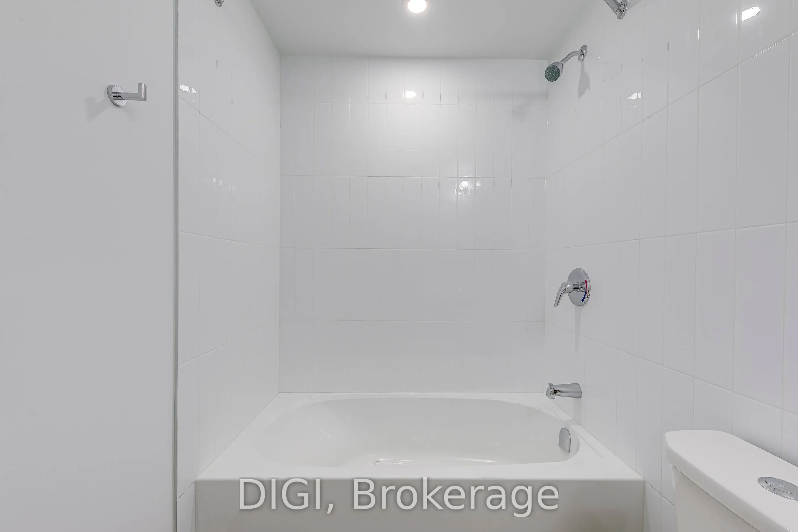 185 Enfield Place, #3010