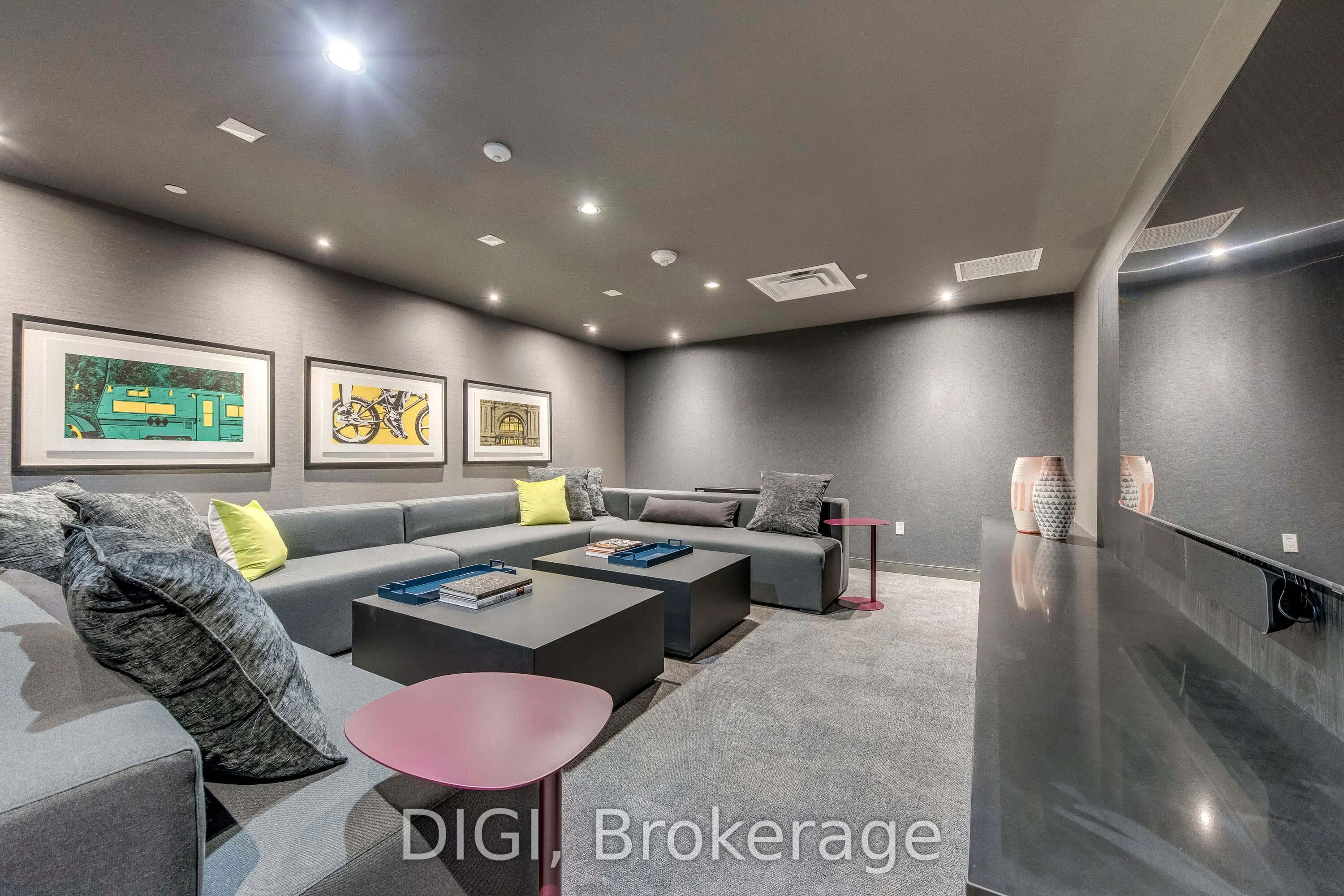 185 Enfield Place, #3010