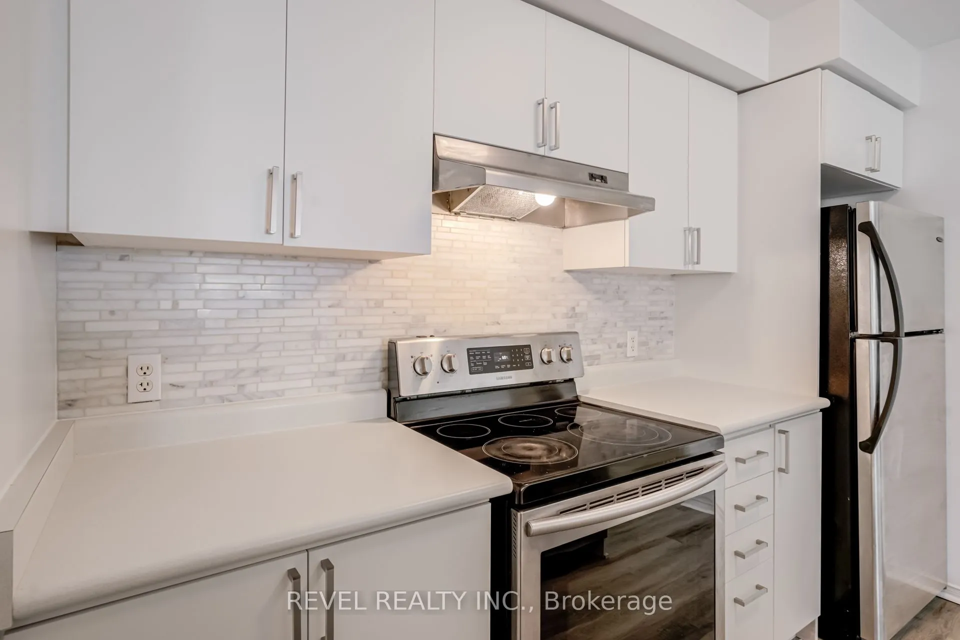 4975 Southampton Drive, #327