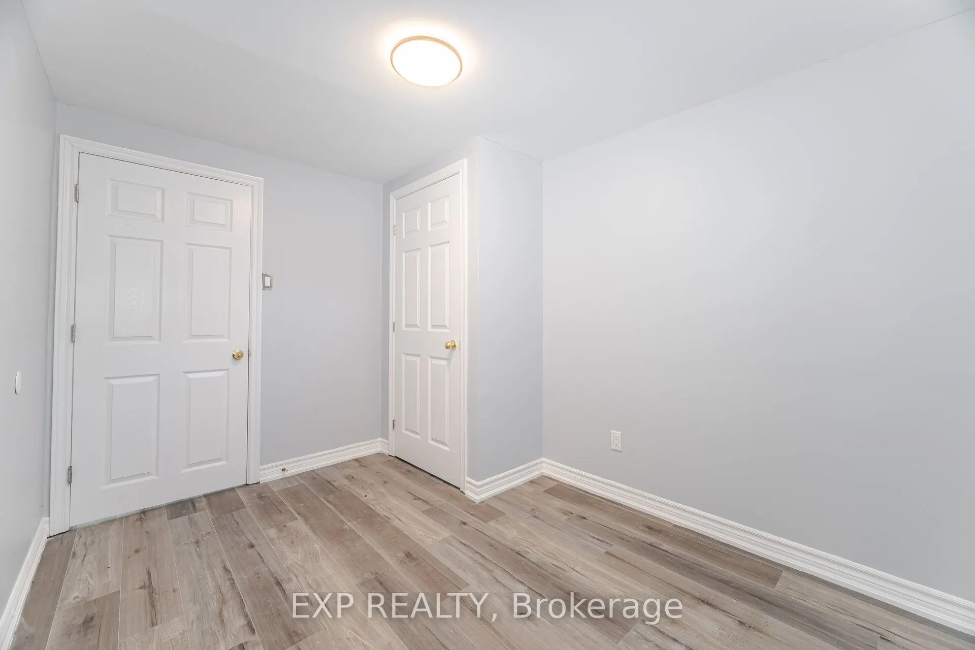 4102 Forest Fire Crescent