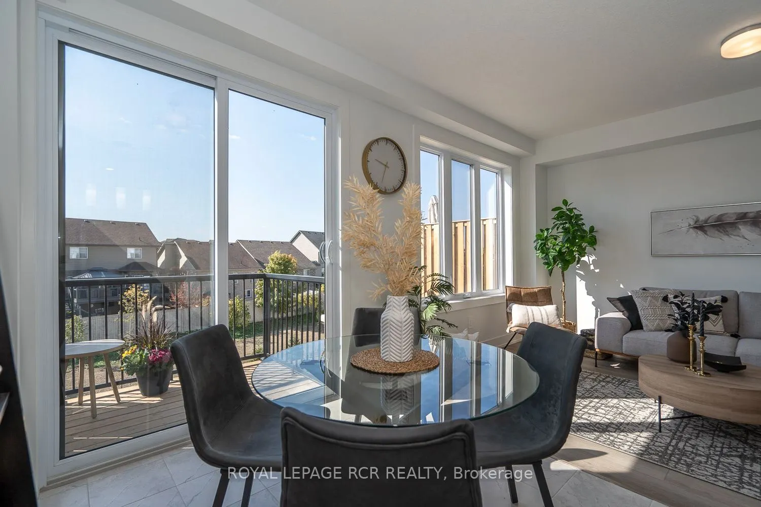 690 Broadway Avenue, #19