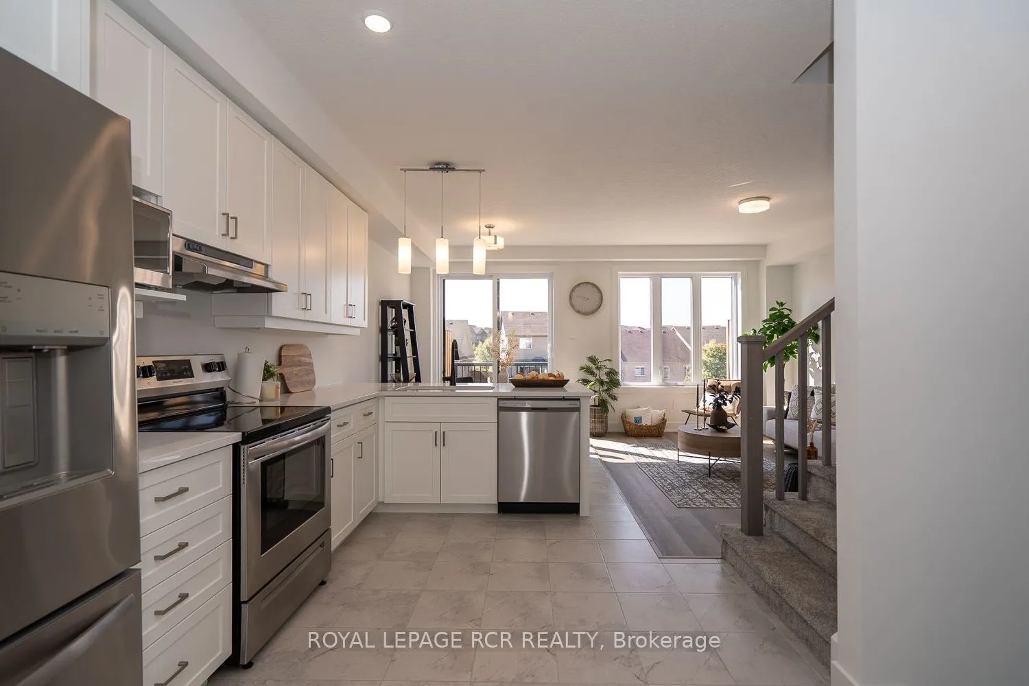 690 Broadway Avenue, #19