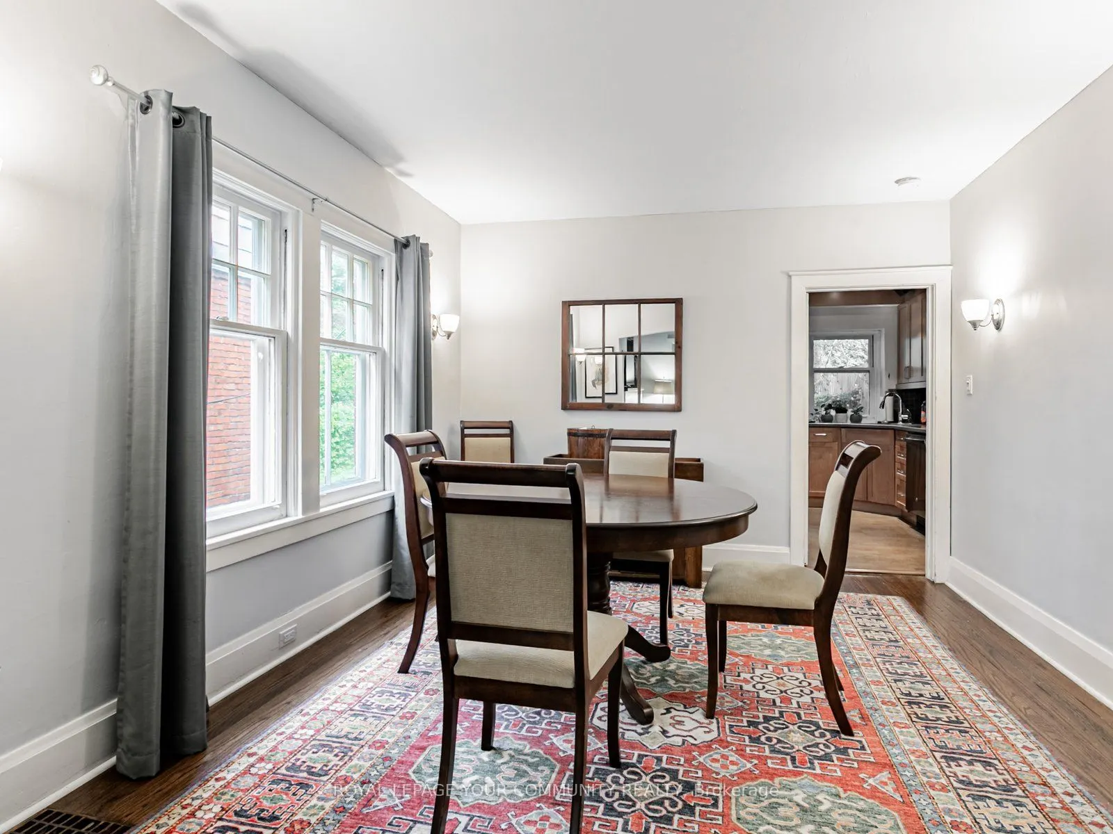 32 Webb Avenue