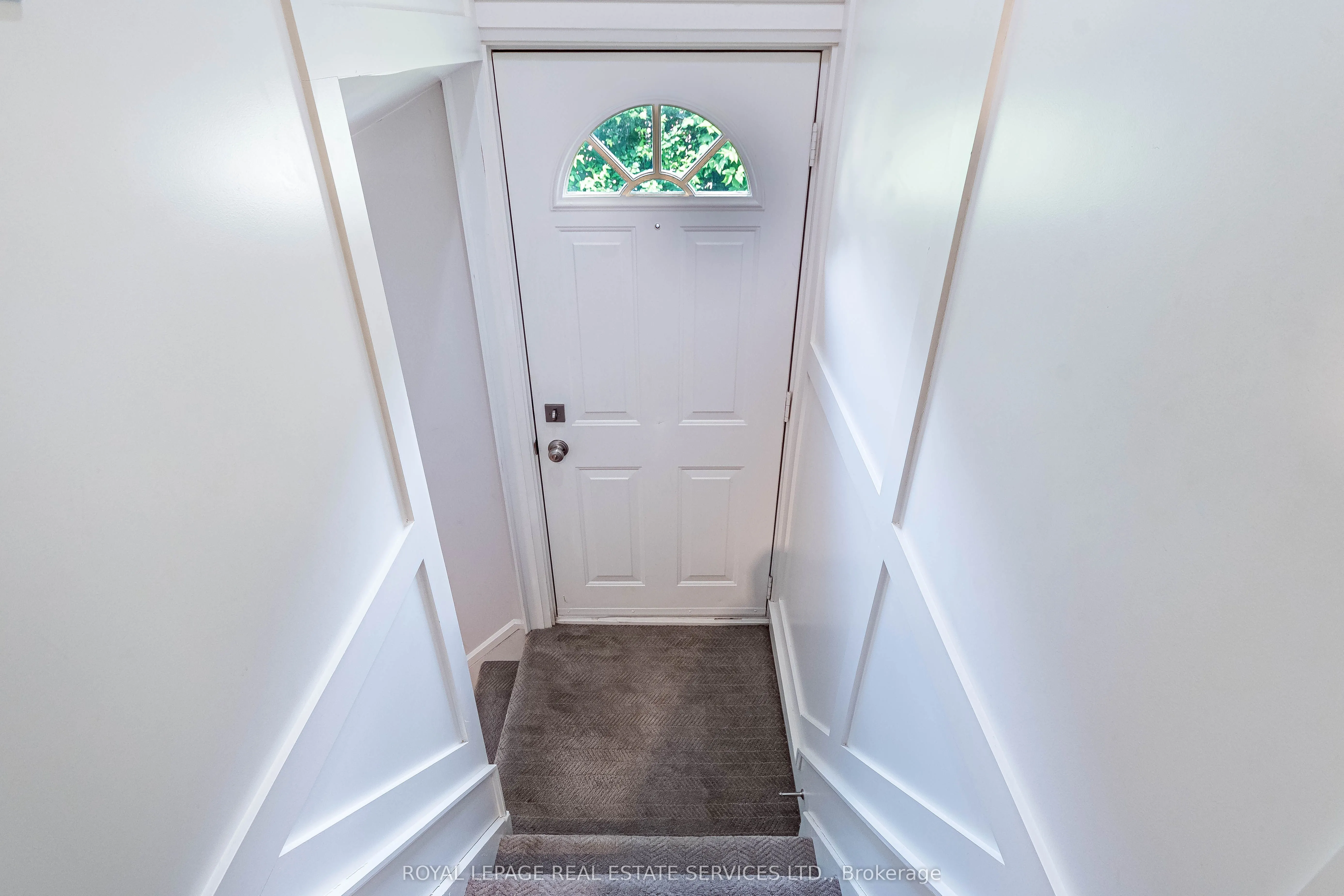 42 Glen Agar Drive