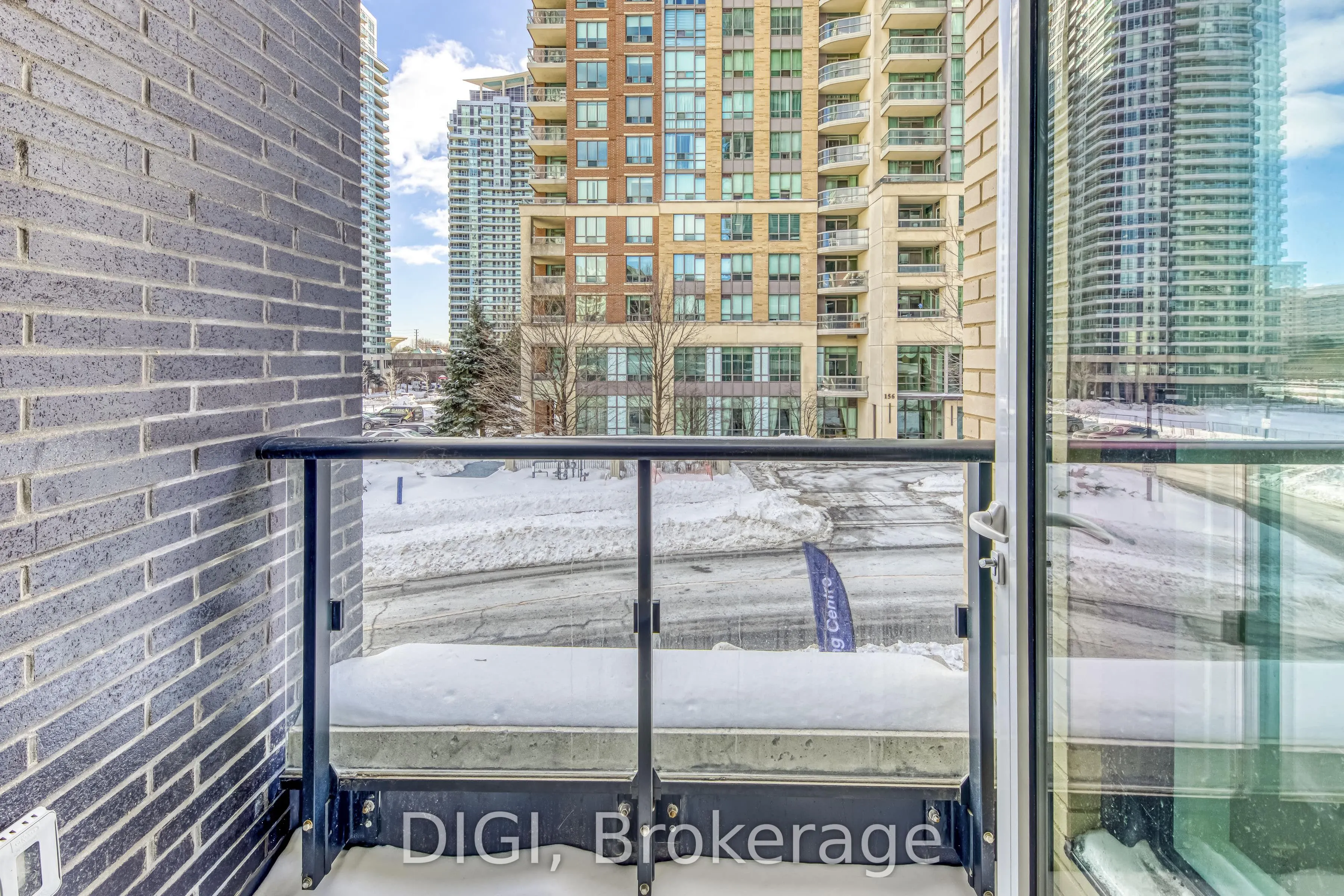 185 Enfield Place, #TH1