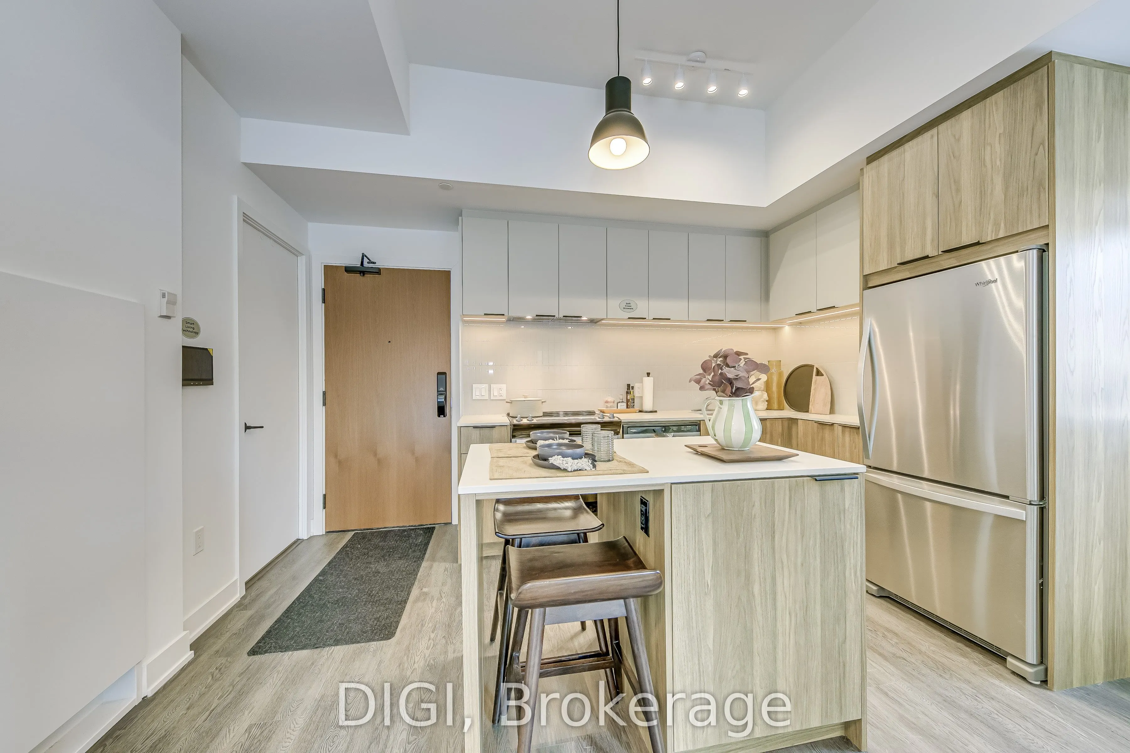 185 Enfield Place, #TH1