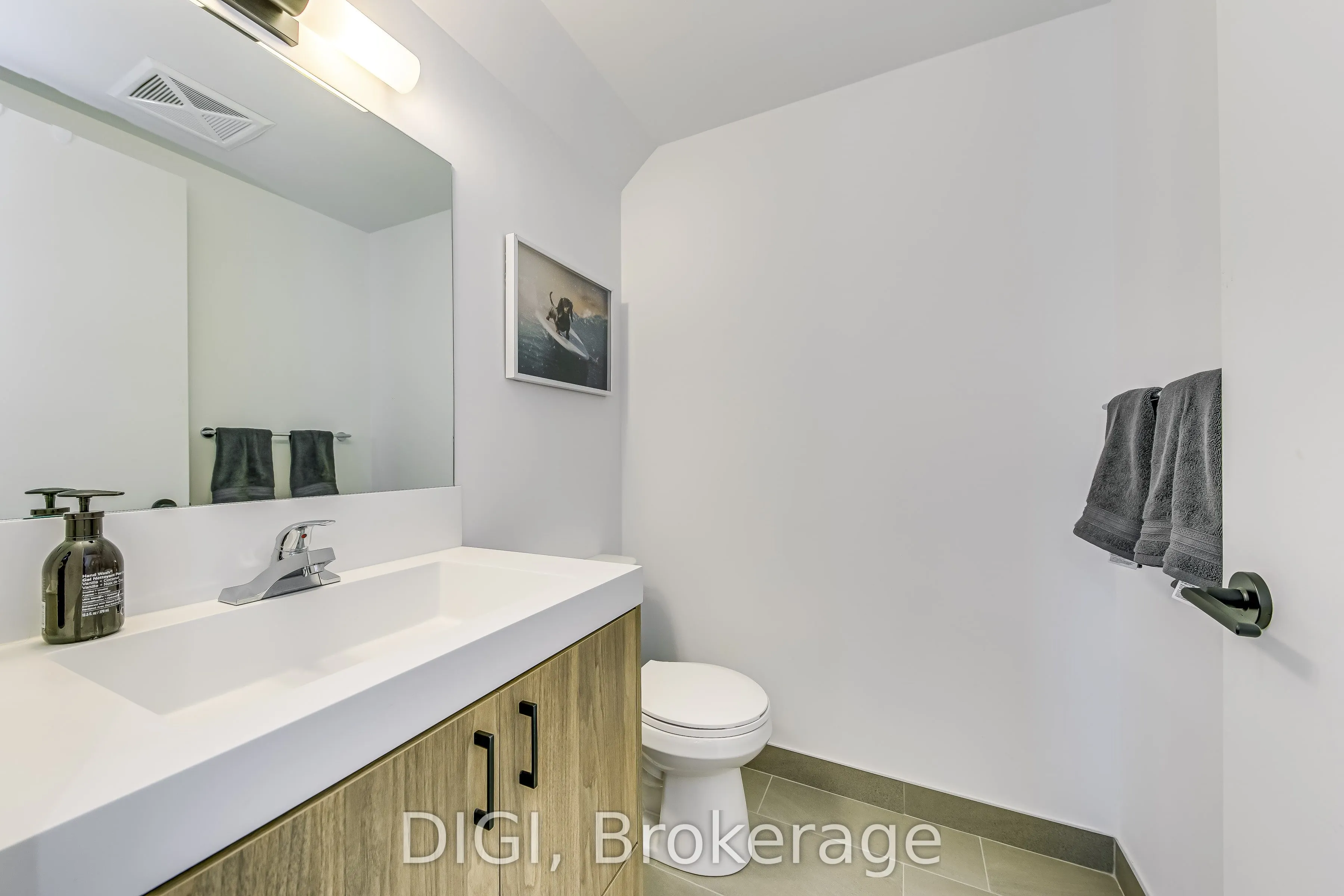 185 Enfield Place, #TH1