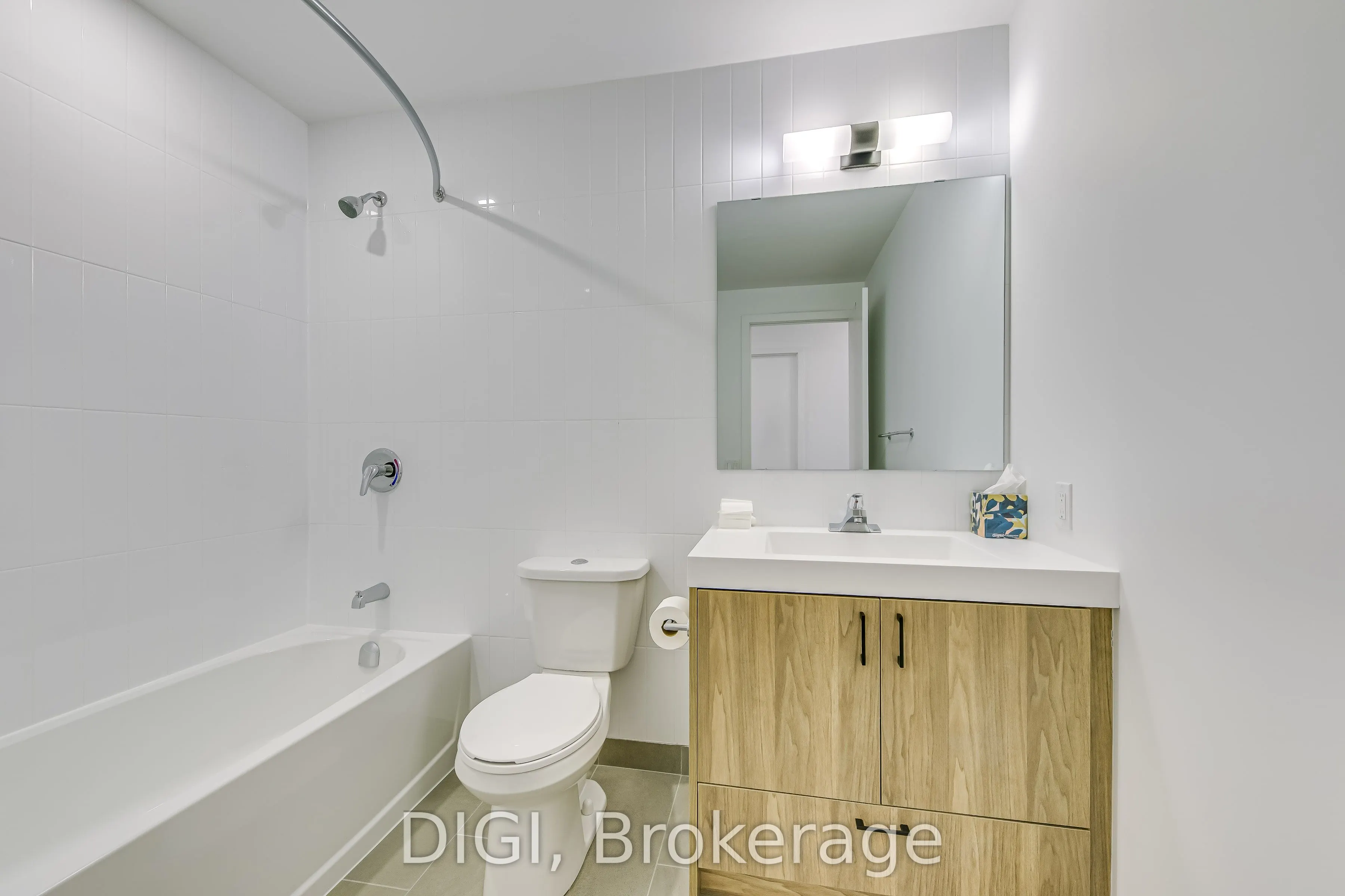 185 Enfield Place, #TH1