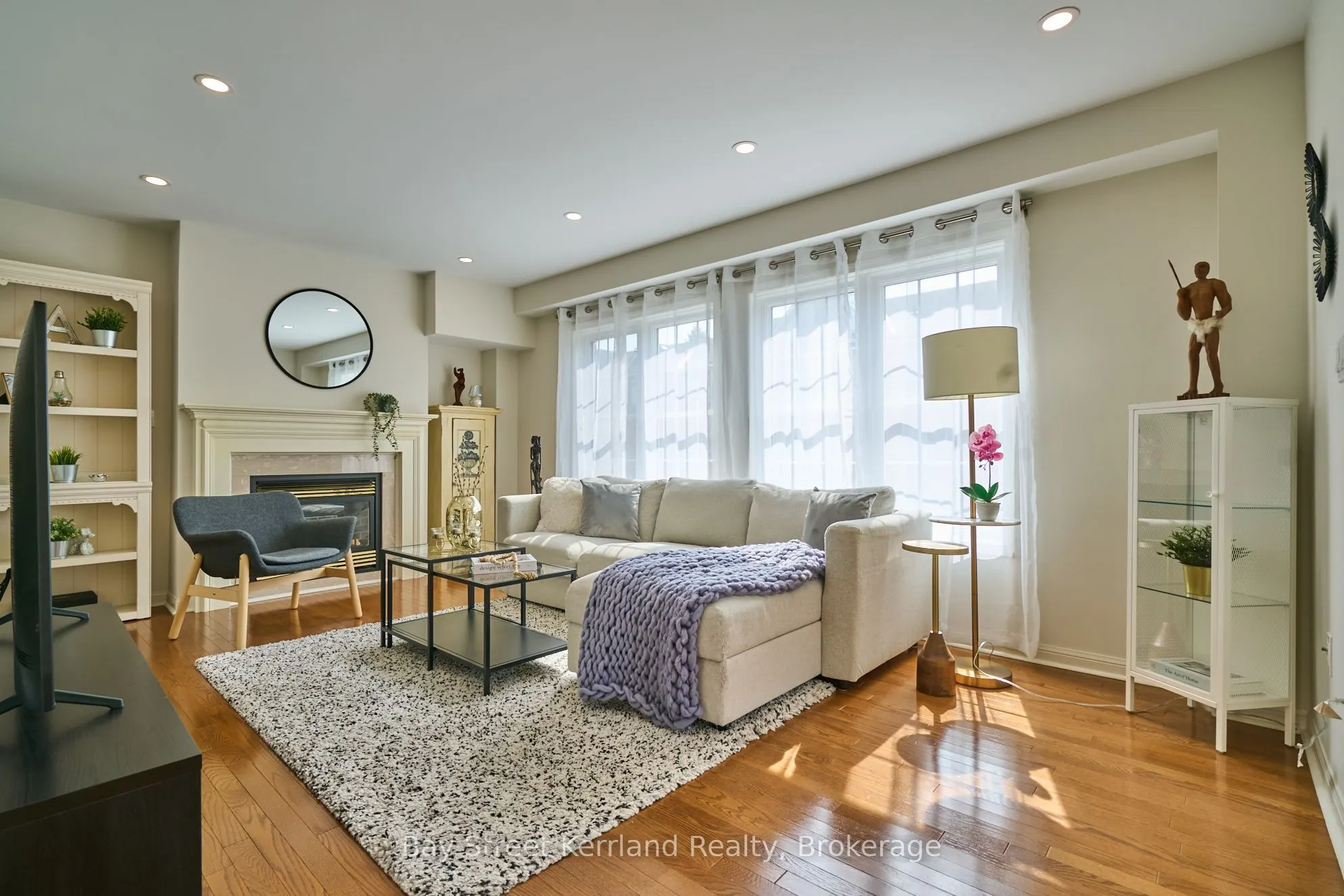 3030 Breakwater Court, #105