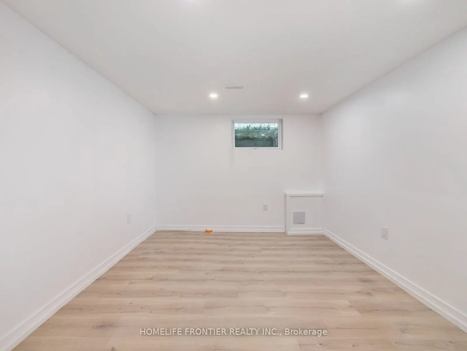 12 Gibson Avenue, #4
