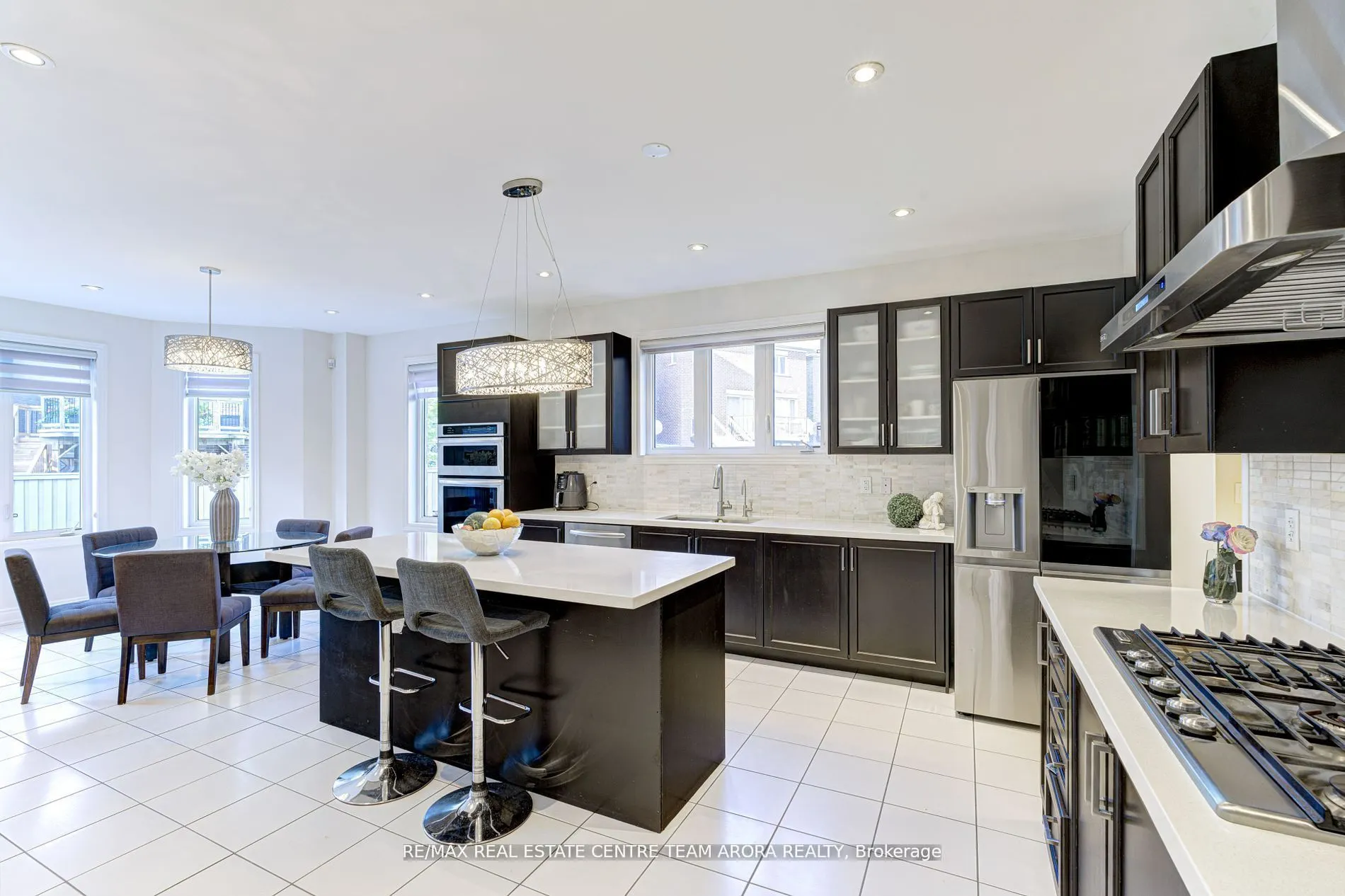 18 Deanston Court