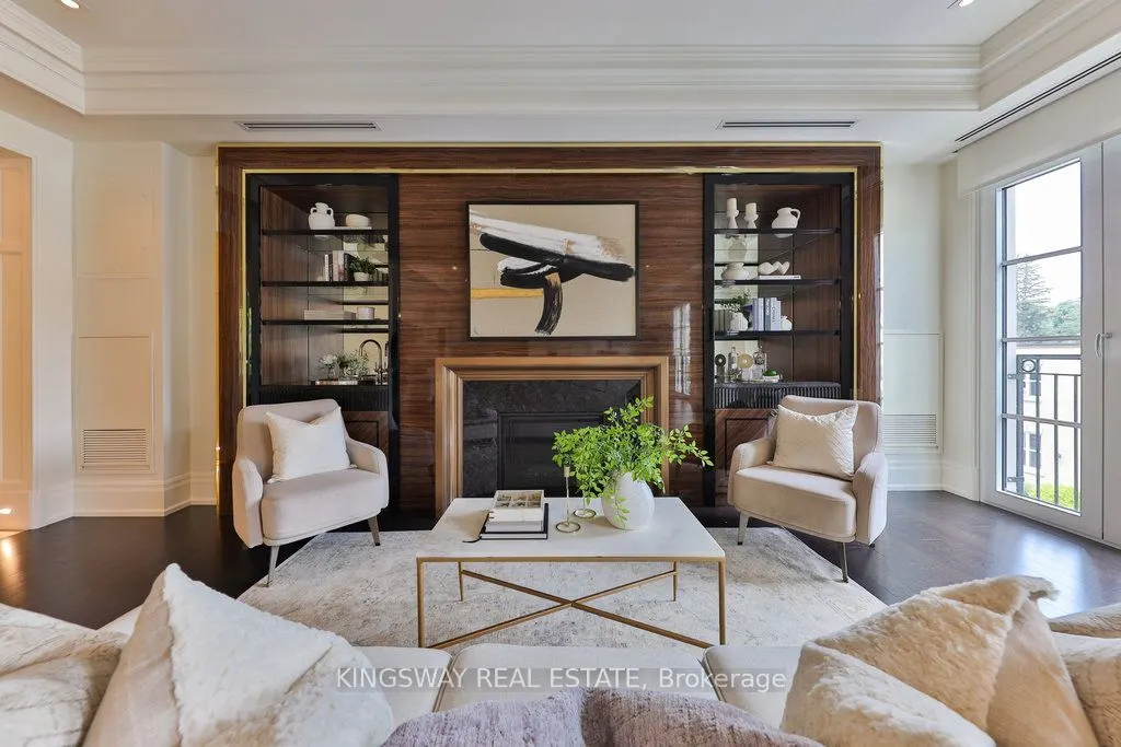 300 Randall Street, #203