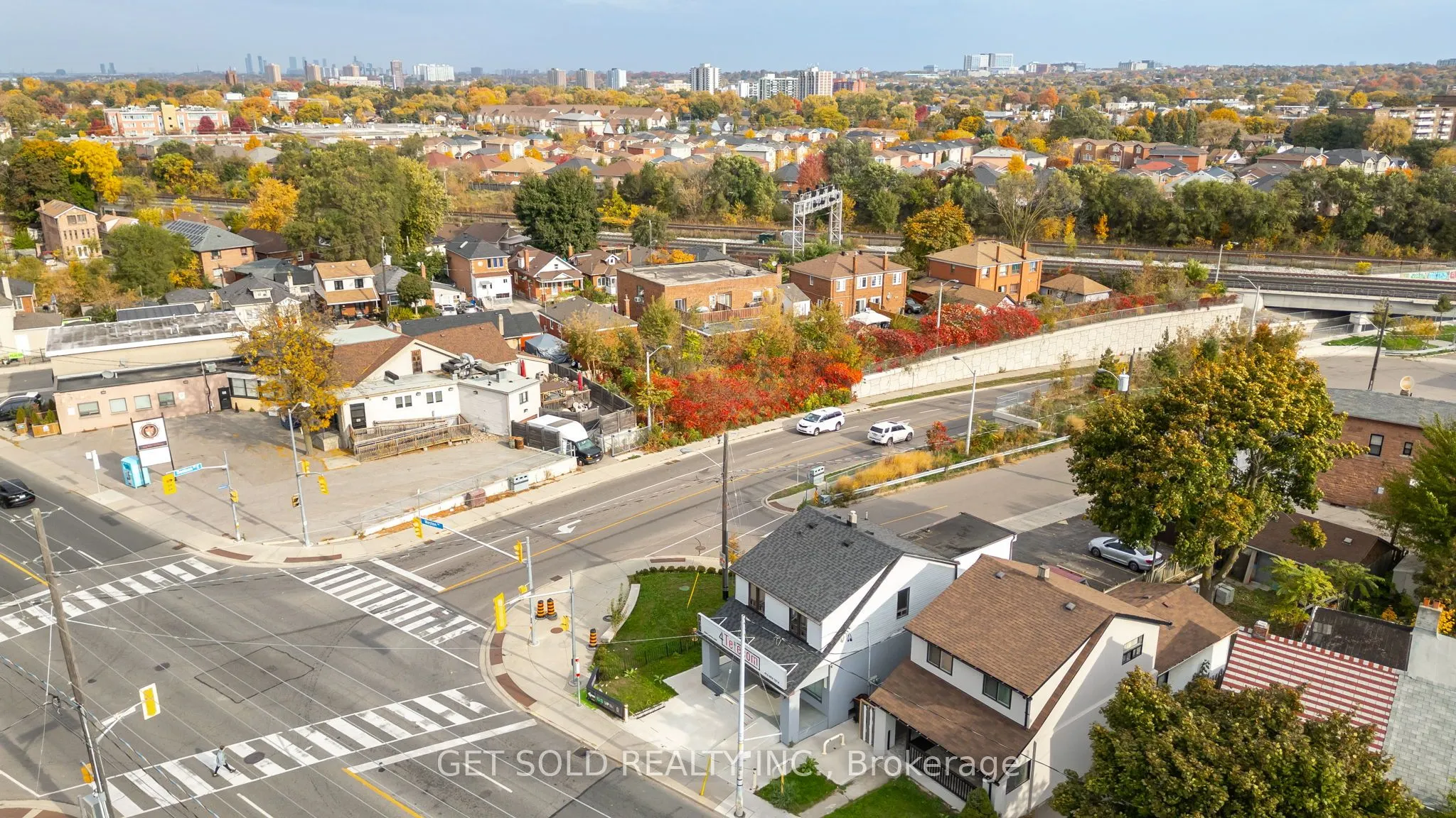 1631 Weston Road