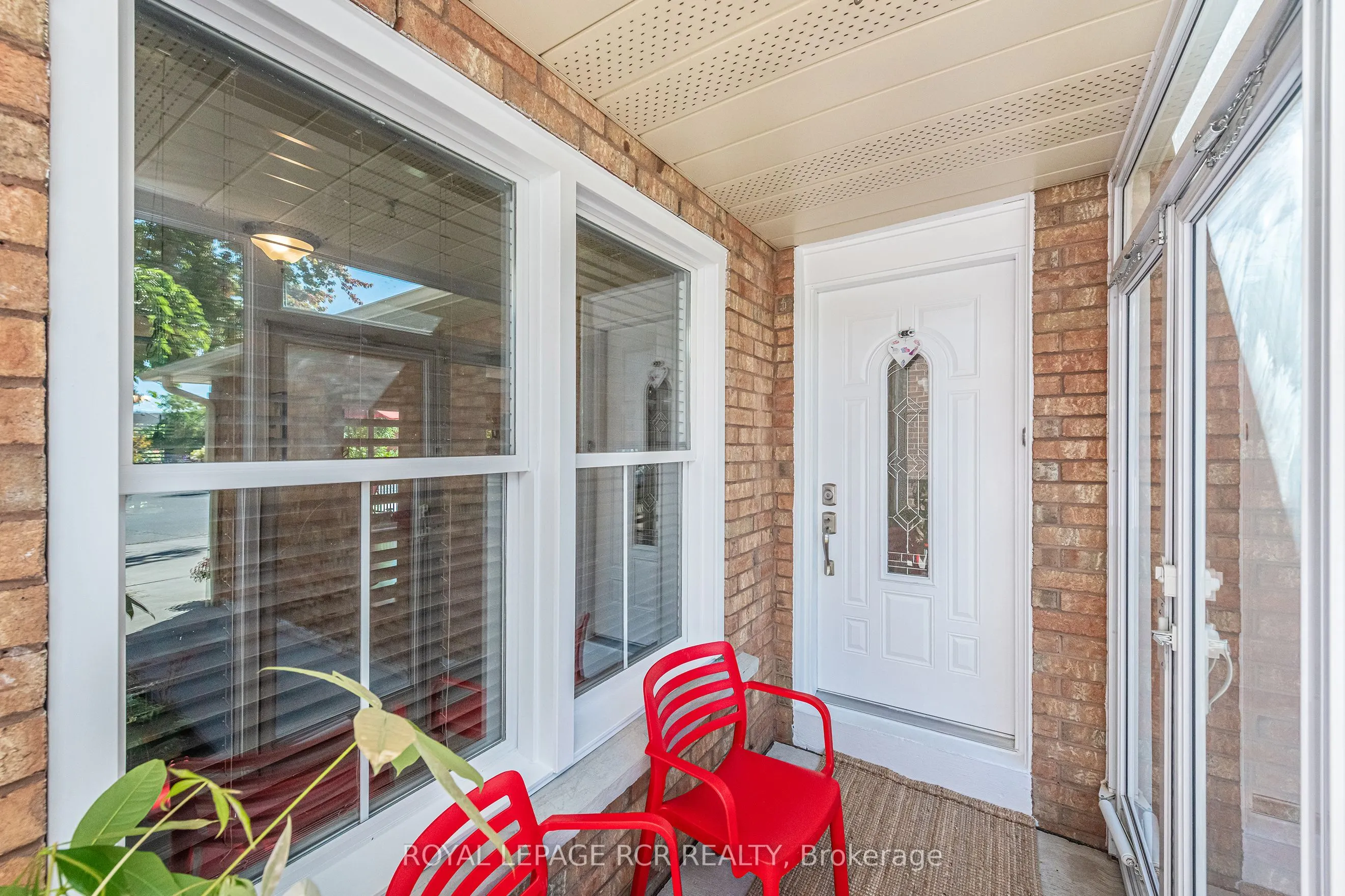 19 Shenstone Avenue