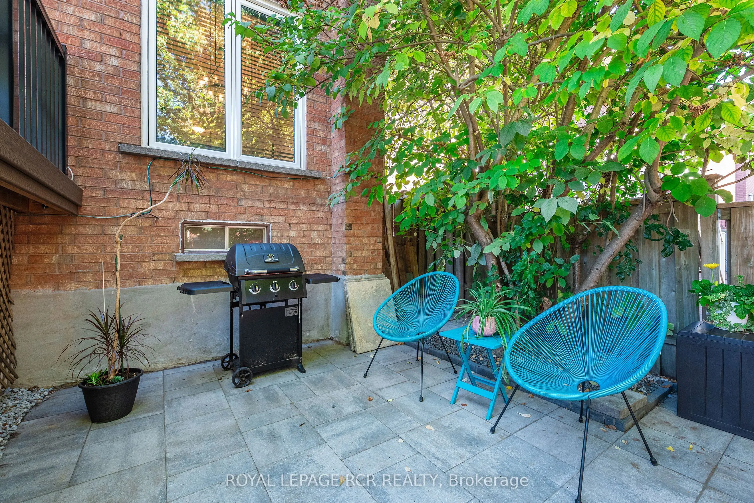 19 Shenstone Avenue
