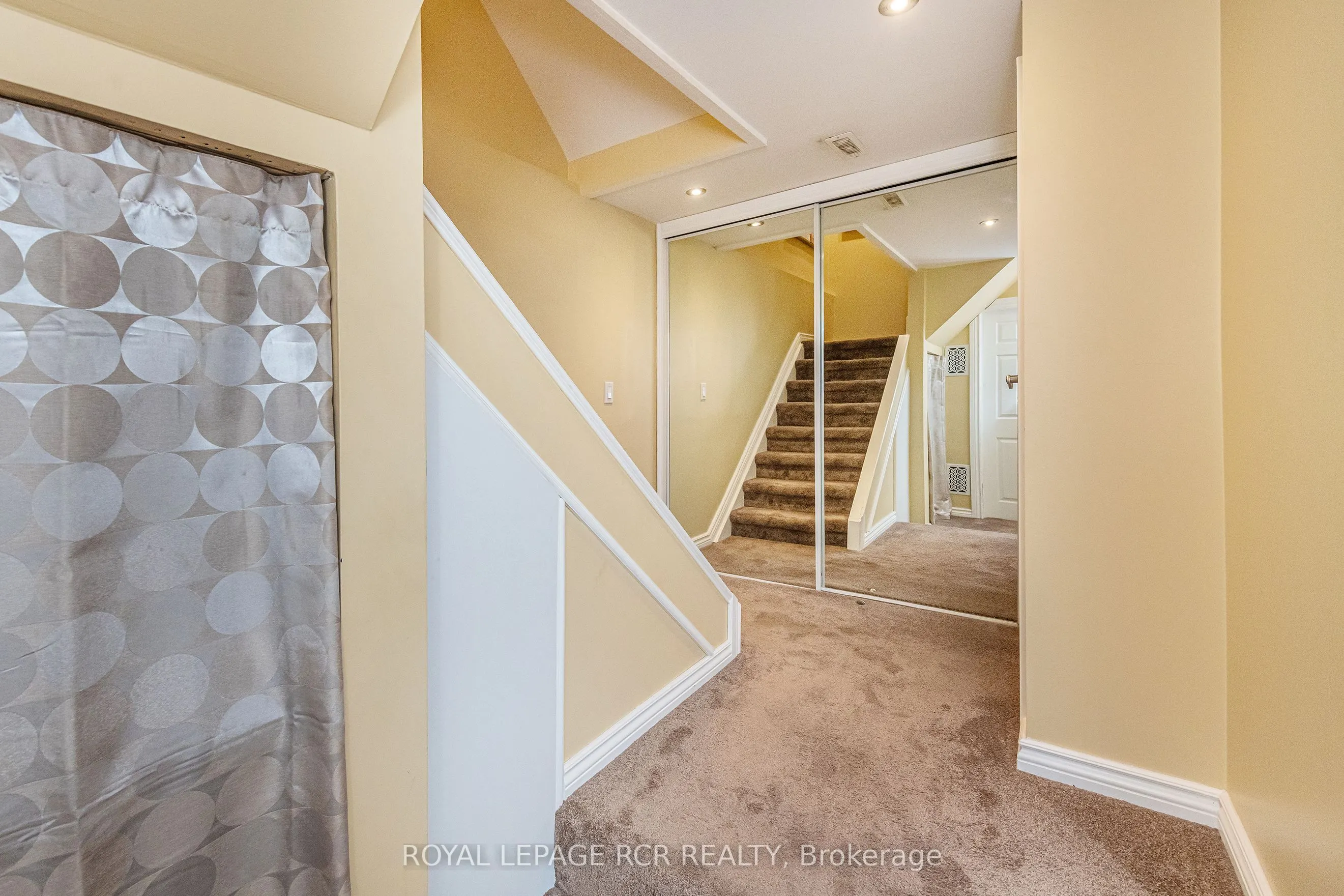 19 Shenstone Avenue