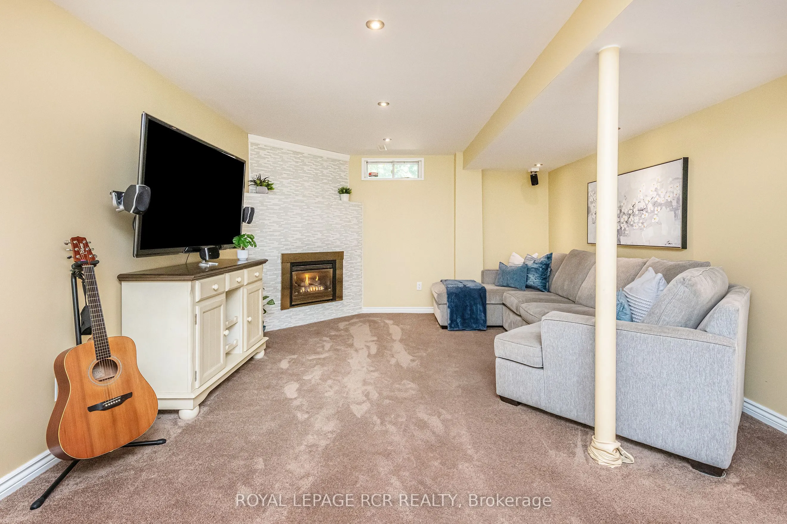 19 Shenstone Avenue