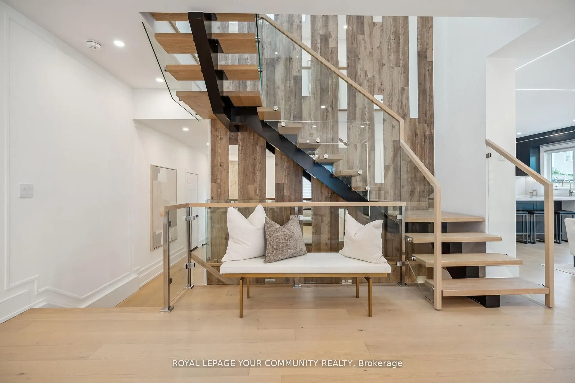14 Ranwood Drive
