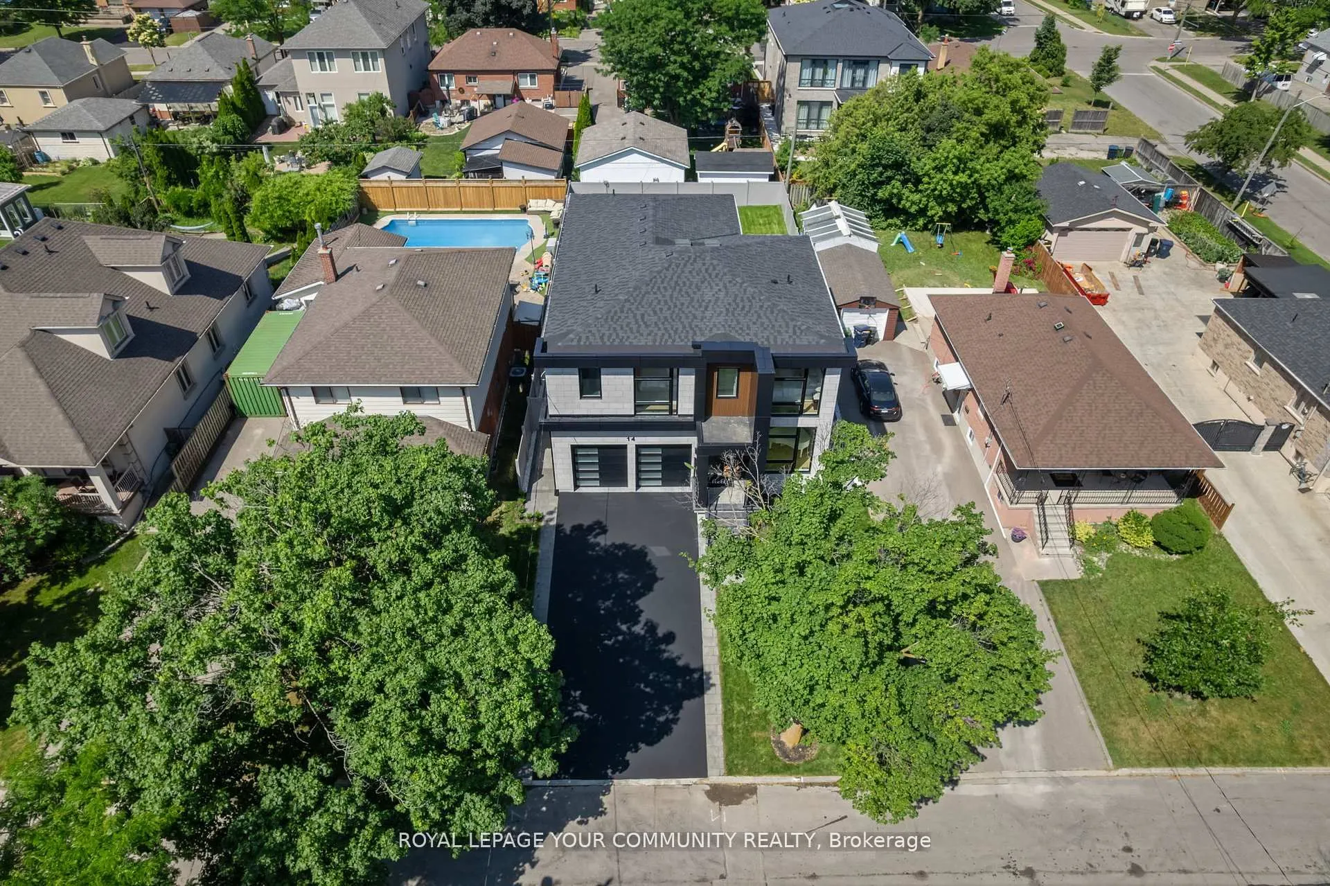 14 Ranwood Drive