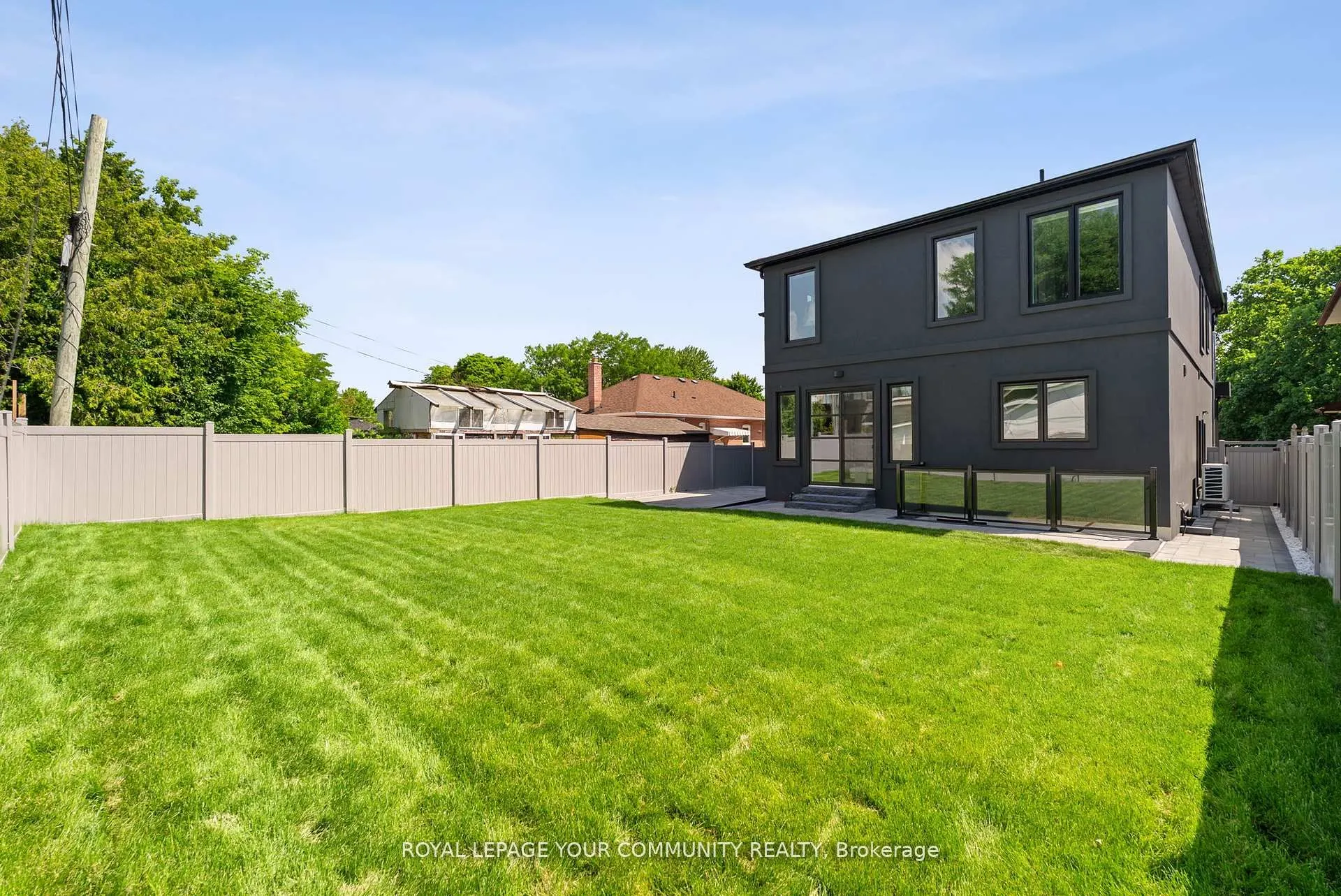 14 Ranwood Drive