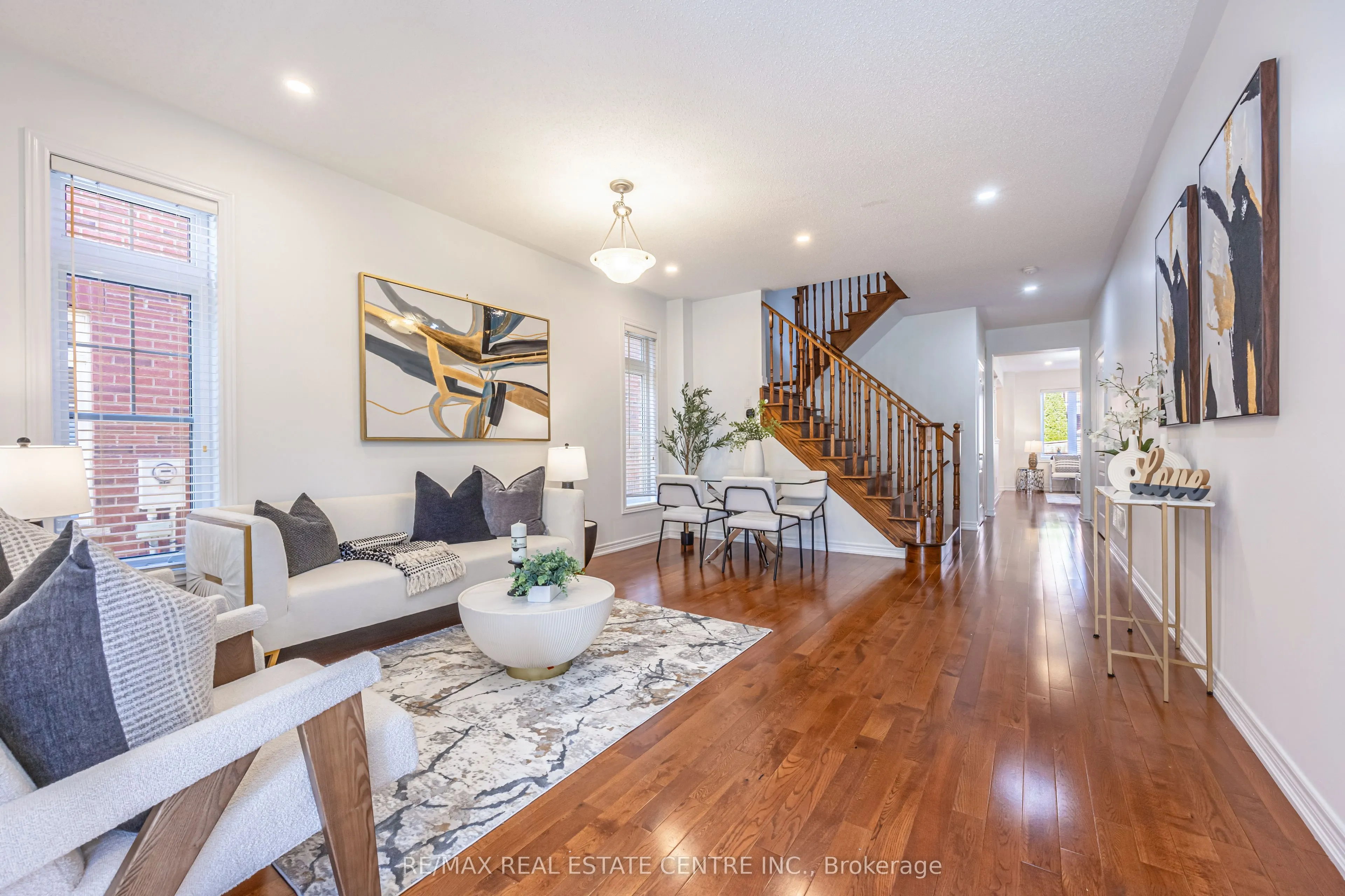 580 Duncan Lane