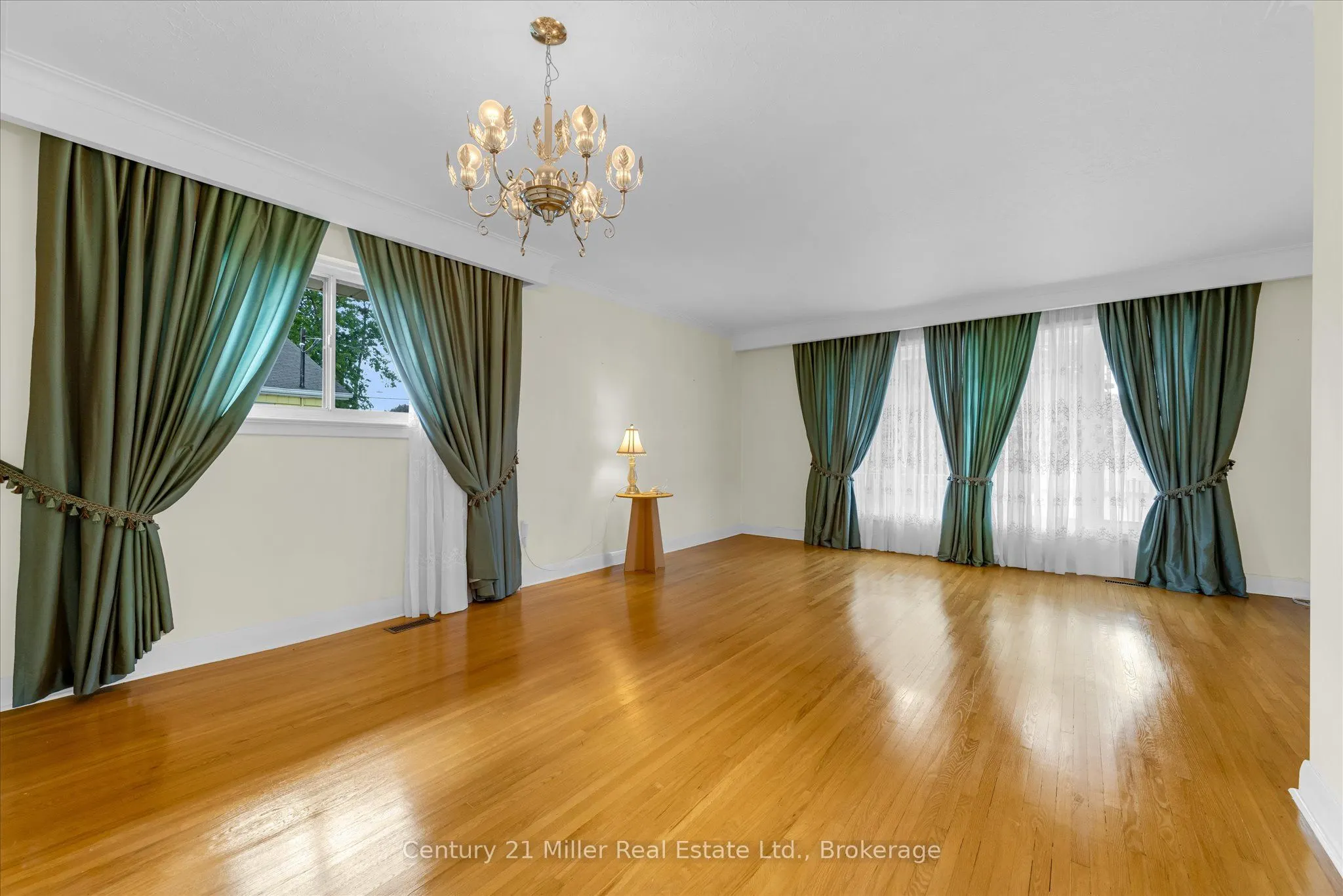 321 Southview Road