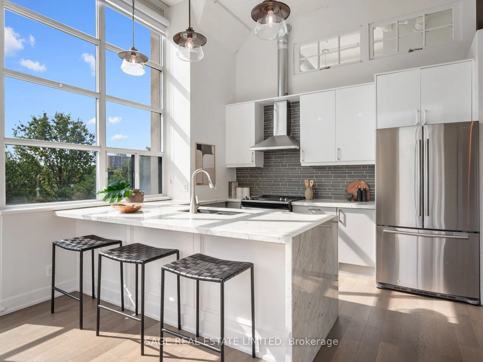 1001 Roselawn Avenue, #231