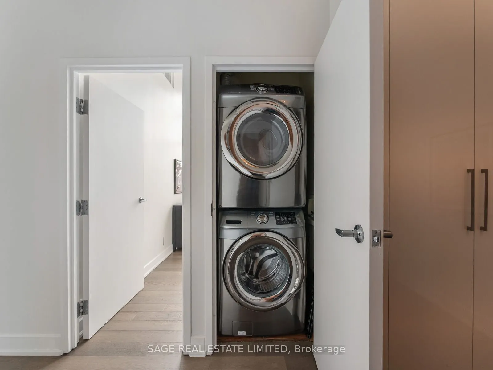 1001 Roselawn Avenue, #231