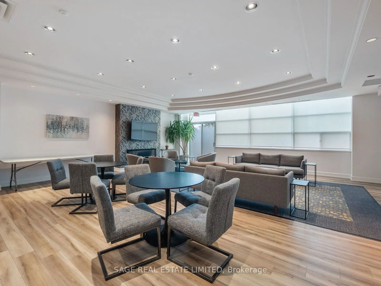 1001 Roselawn Avenue, #231