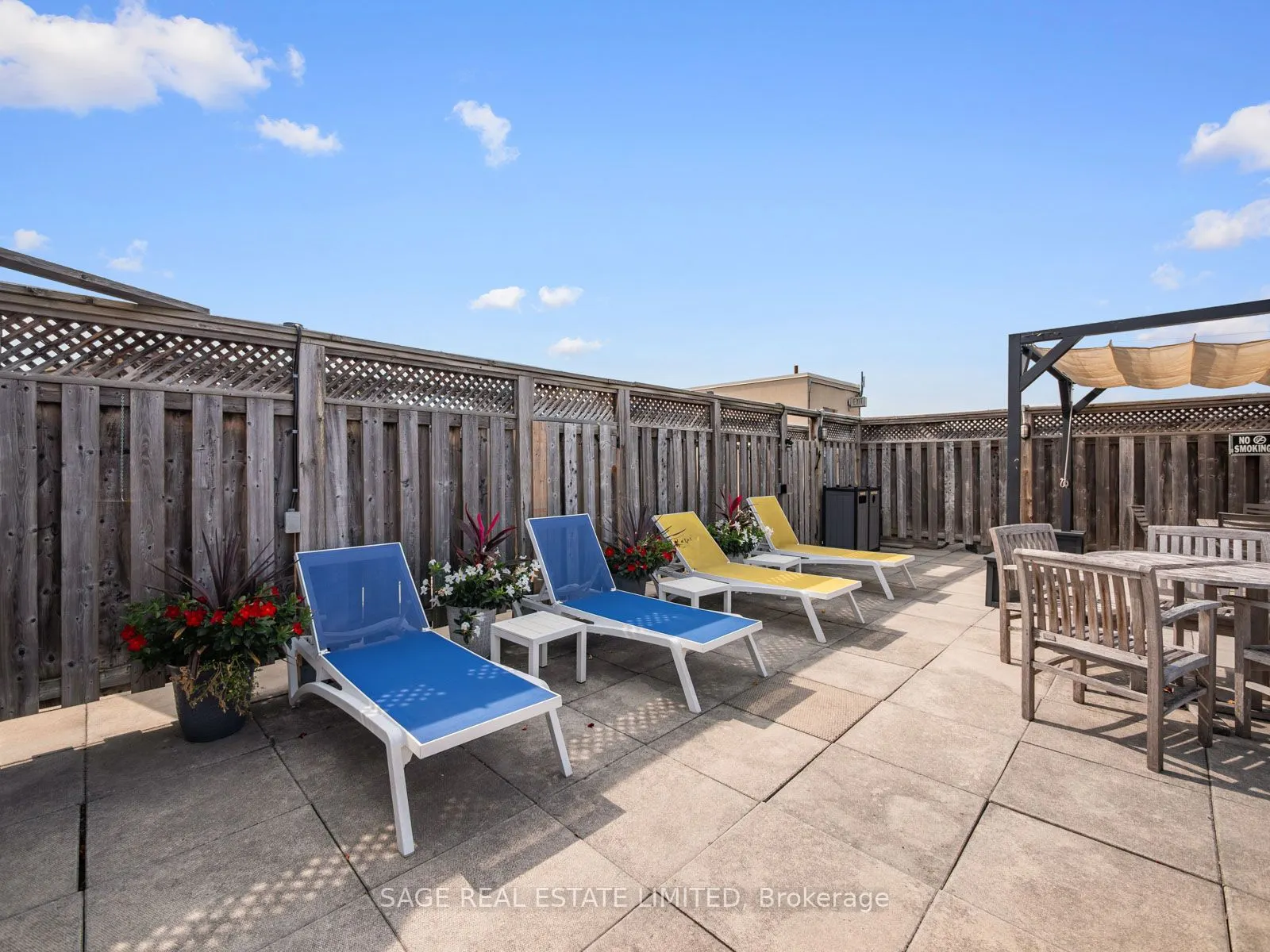 1001 Roselawn Avenue, #231