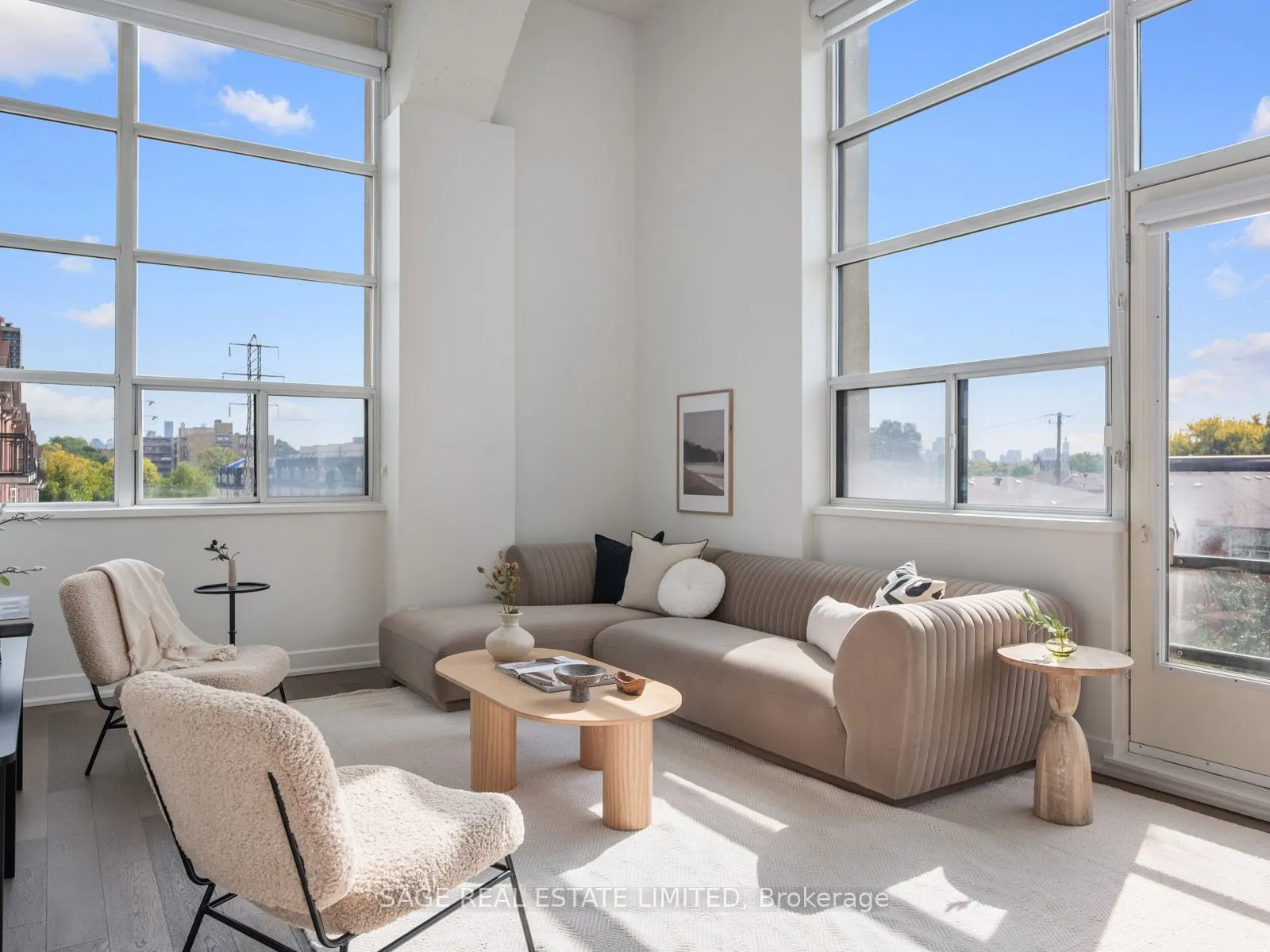 1001 Roselawn Avenue, #231